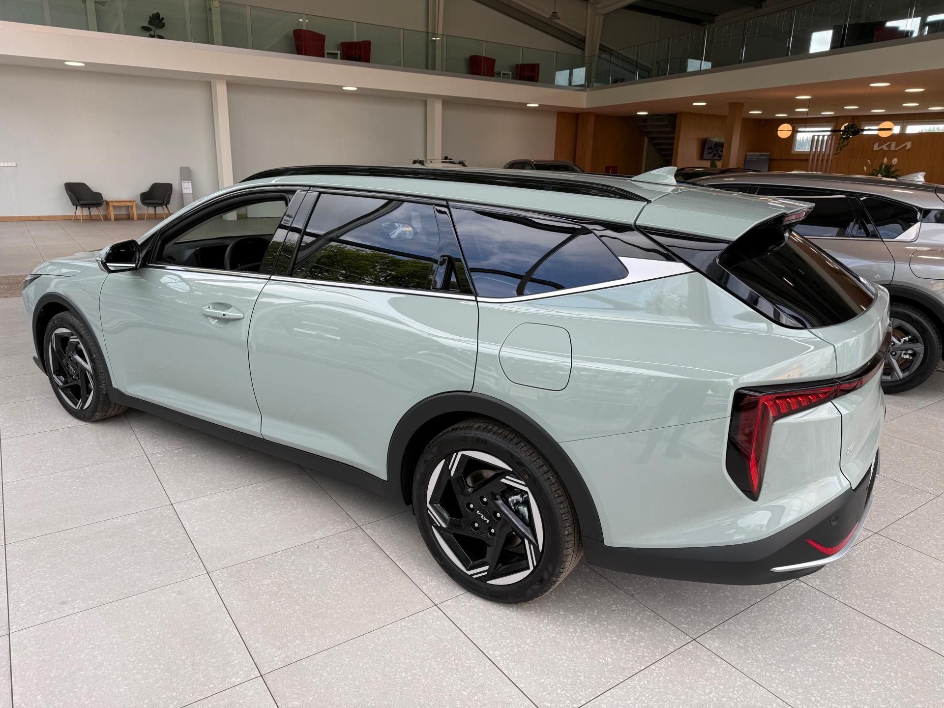 Kia K4, 1,6 T-GDi GPF 7DCT TOP 110 KW - fotka 3