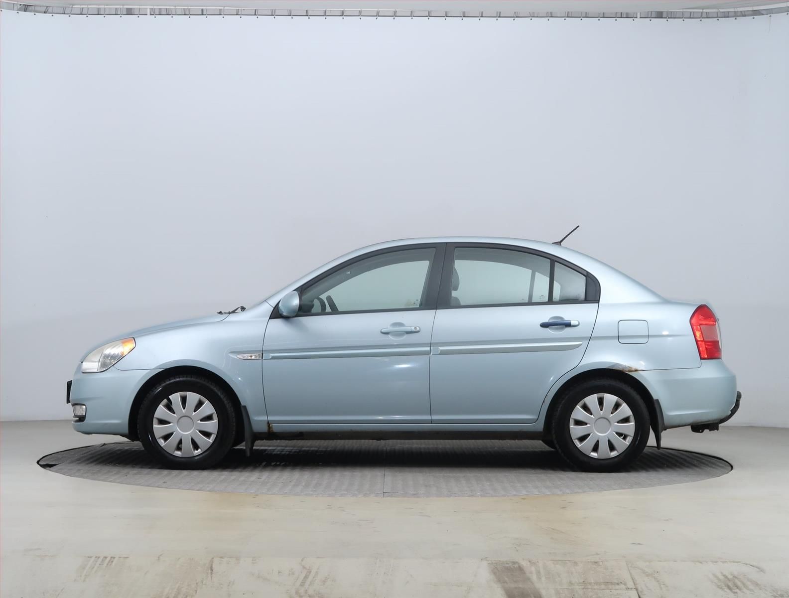Hyundai Accent, 1.6i MPI, Serv.kniha, Tažné - fotka 3