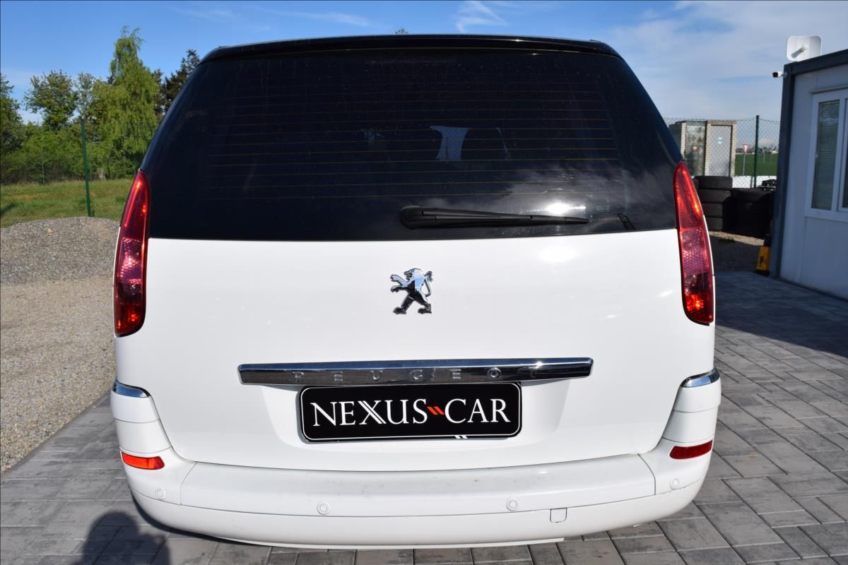 Peugeot 807, 2,0 HDI 100KW 7MÍST PO STK - fotka 6
