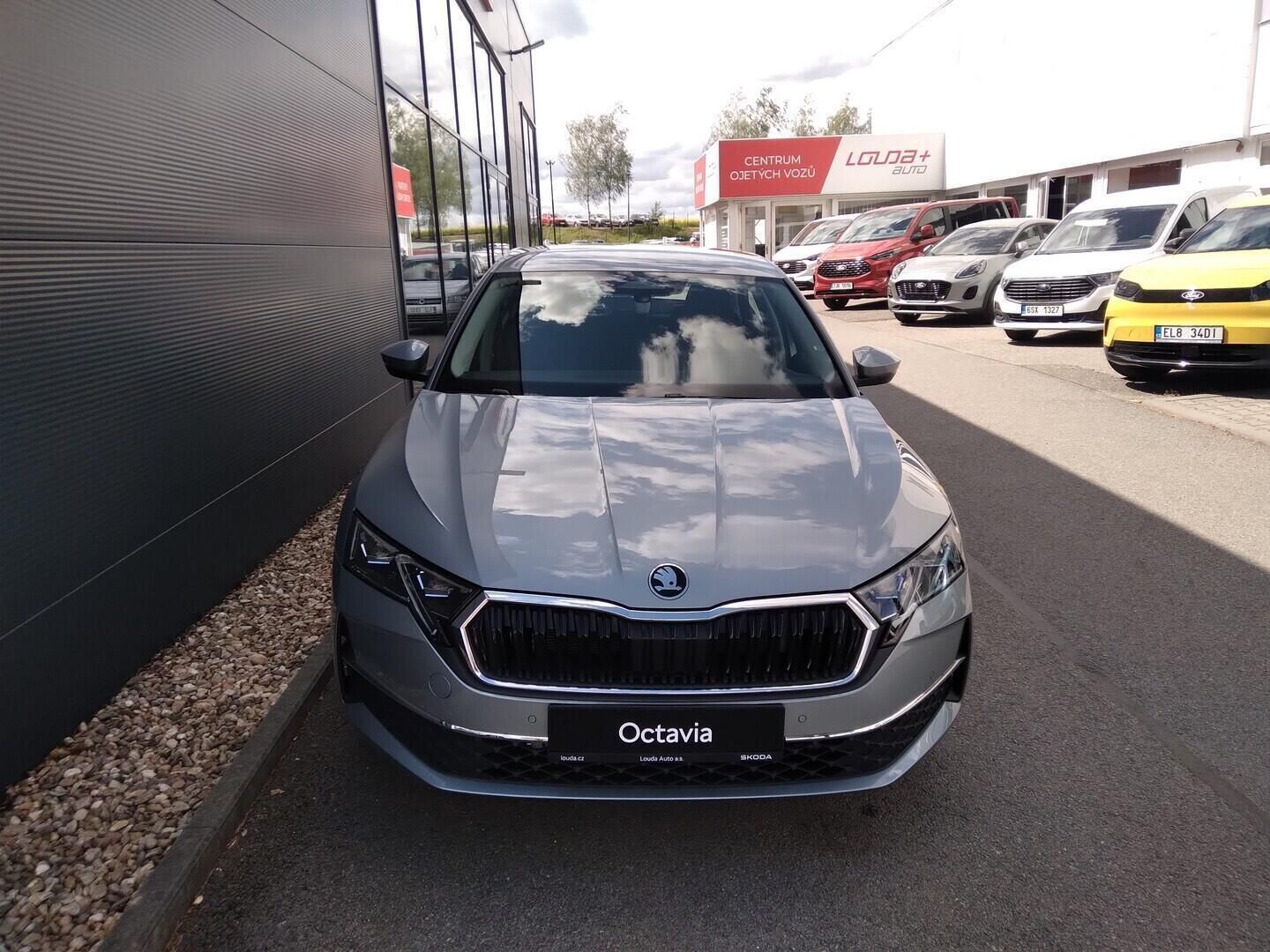 Škoda Octavia, Selection 1,5 TSI m-HEV 110 kW - fotka 4