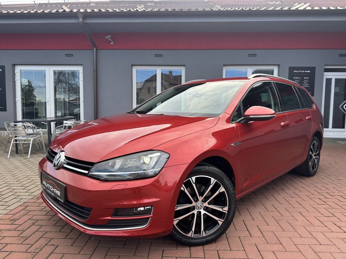 Volkswagen Golf, 1.4TSi Lounge Navi Digi Klima - fotka 4