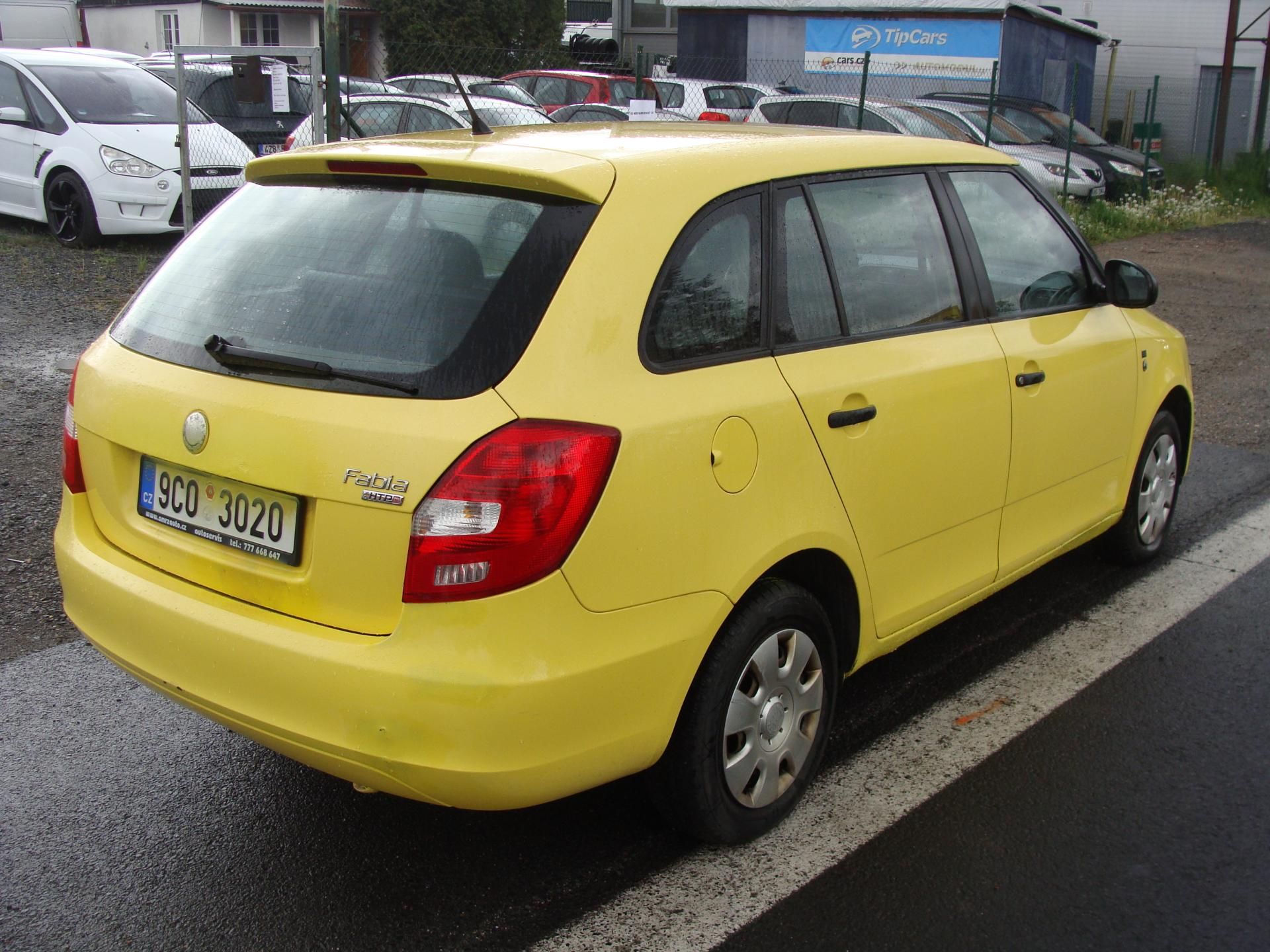 Škoda Fabia, 1.2 HTp, 51 kW, klima - fotka 5