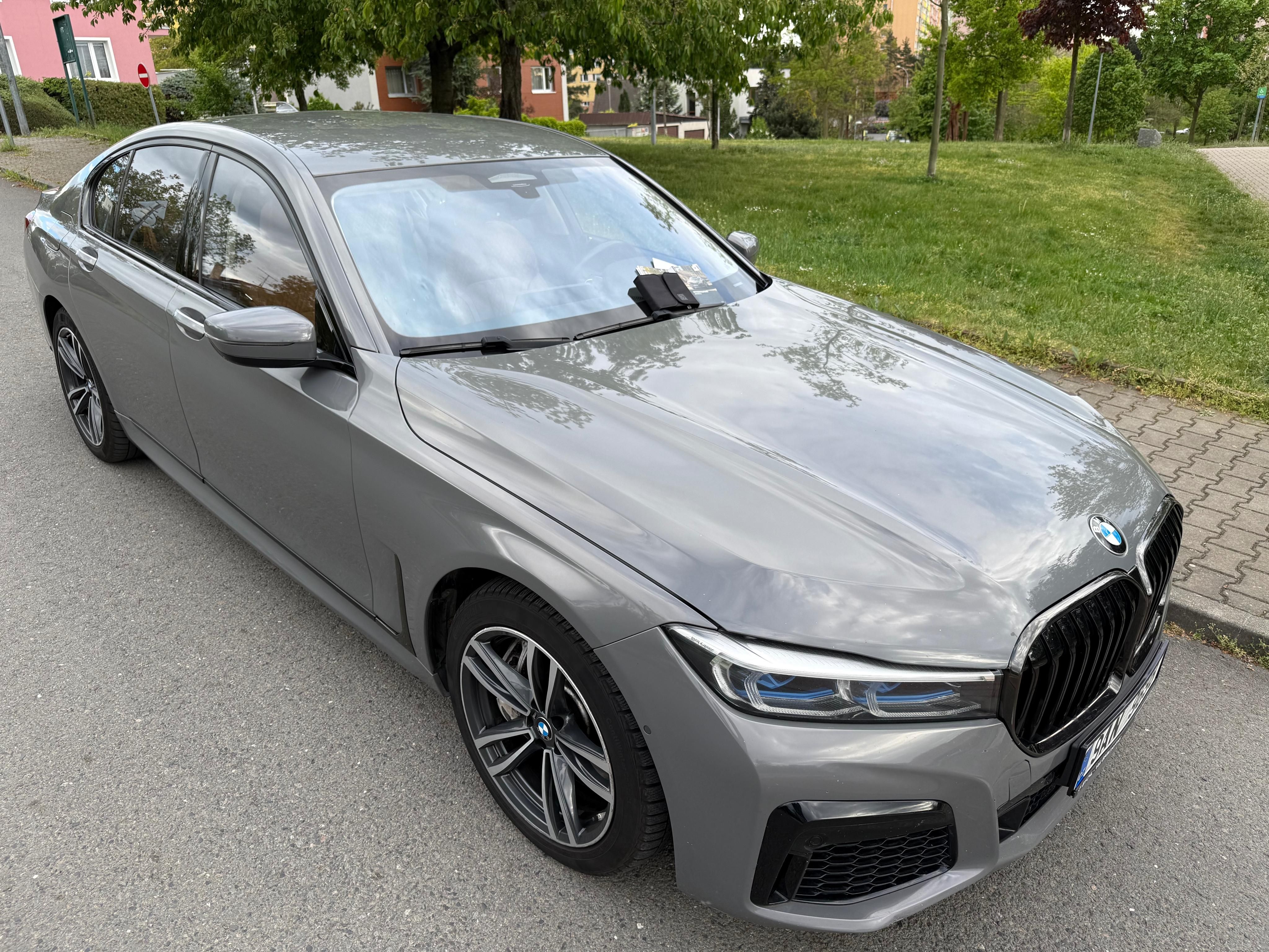 BMW Řada 7, BMW 750i M-pak velmi bohat.výb - fotka 4