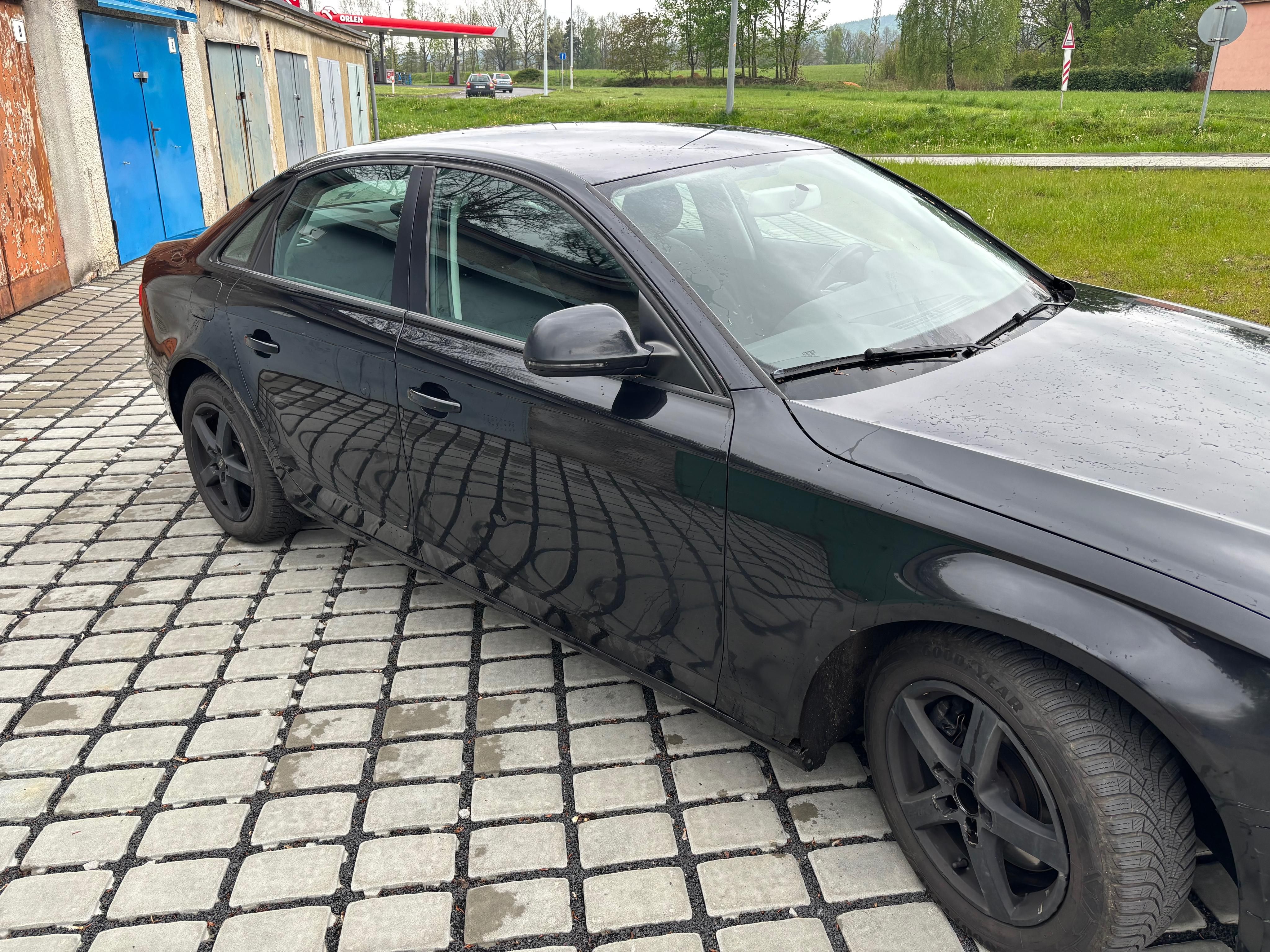 Audi A4, 2.0 TDI 100kW - fotka 4