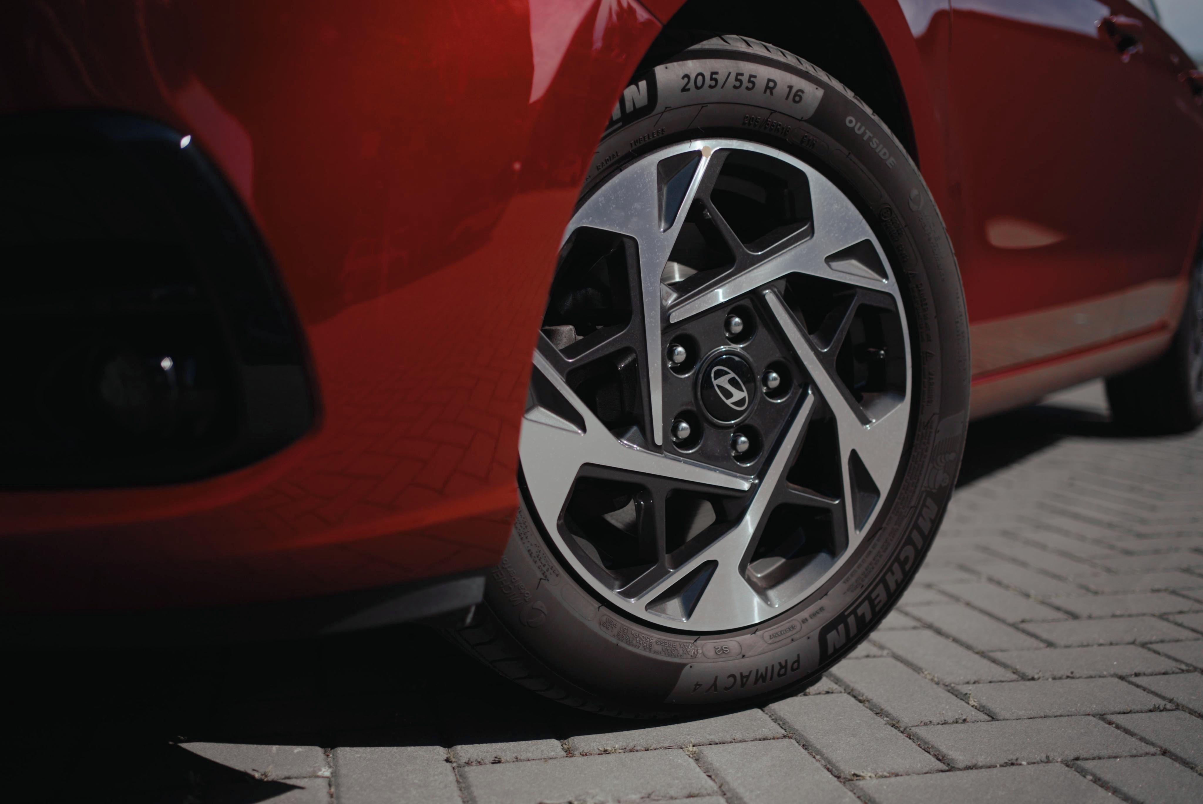 Hyundai i30, 1.5i Style (71 kW) – V ZÁRUCE - fotka 2
