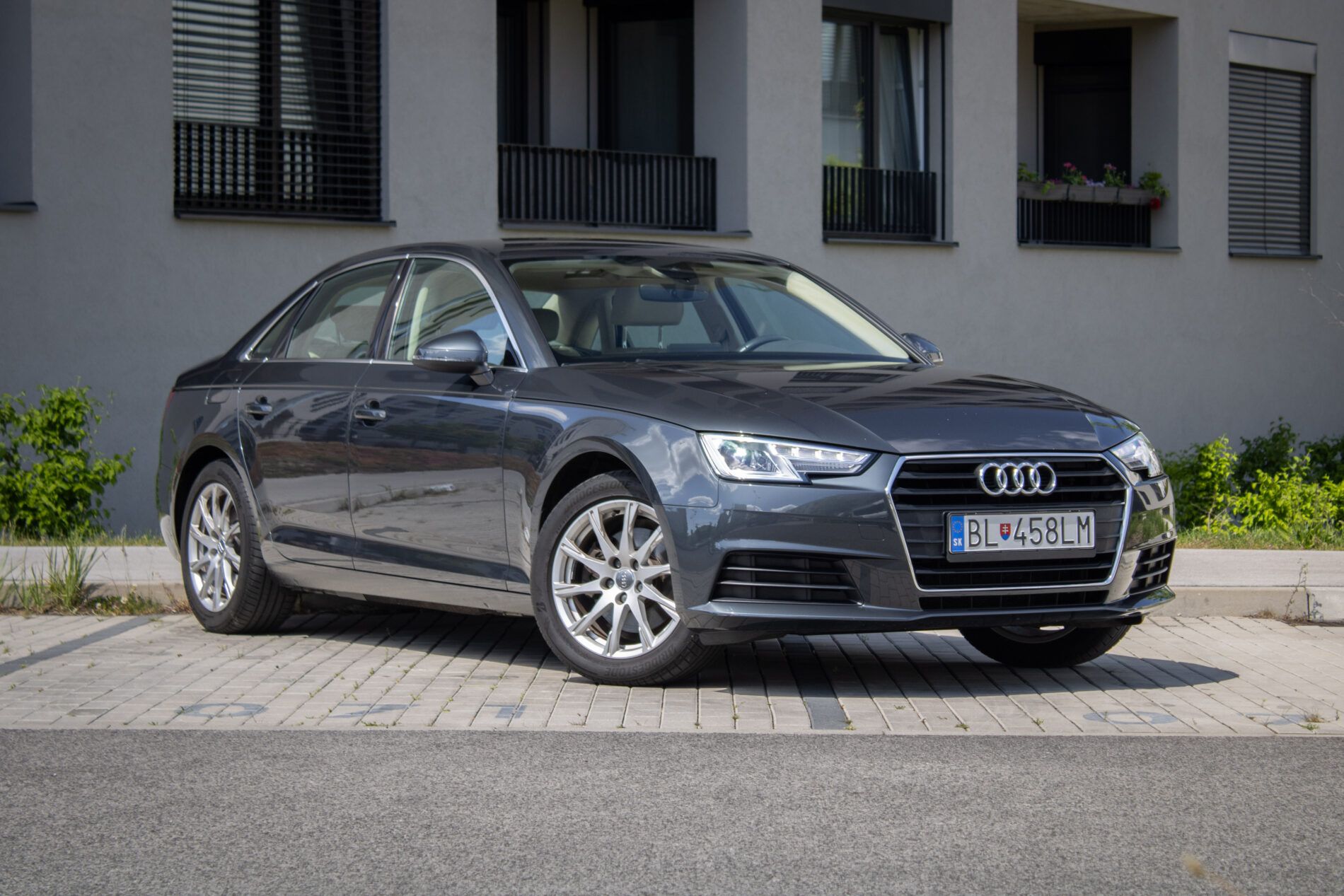 Audi A4 - fotka 3