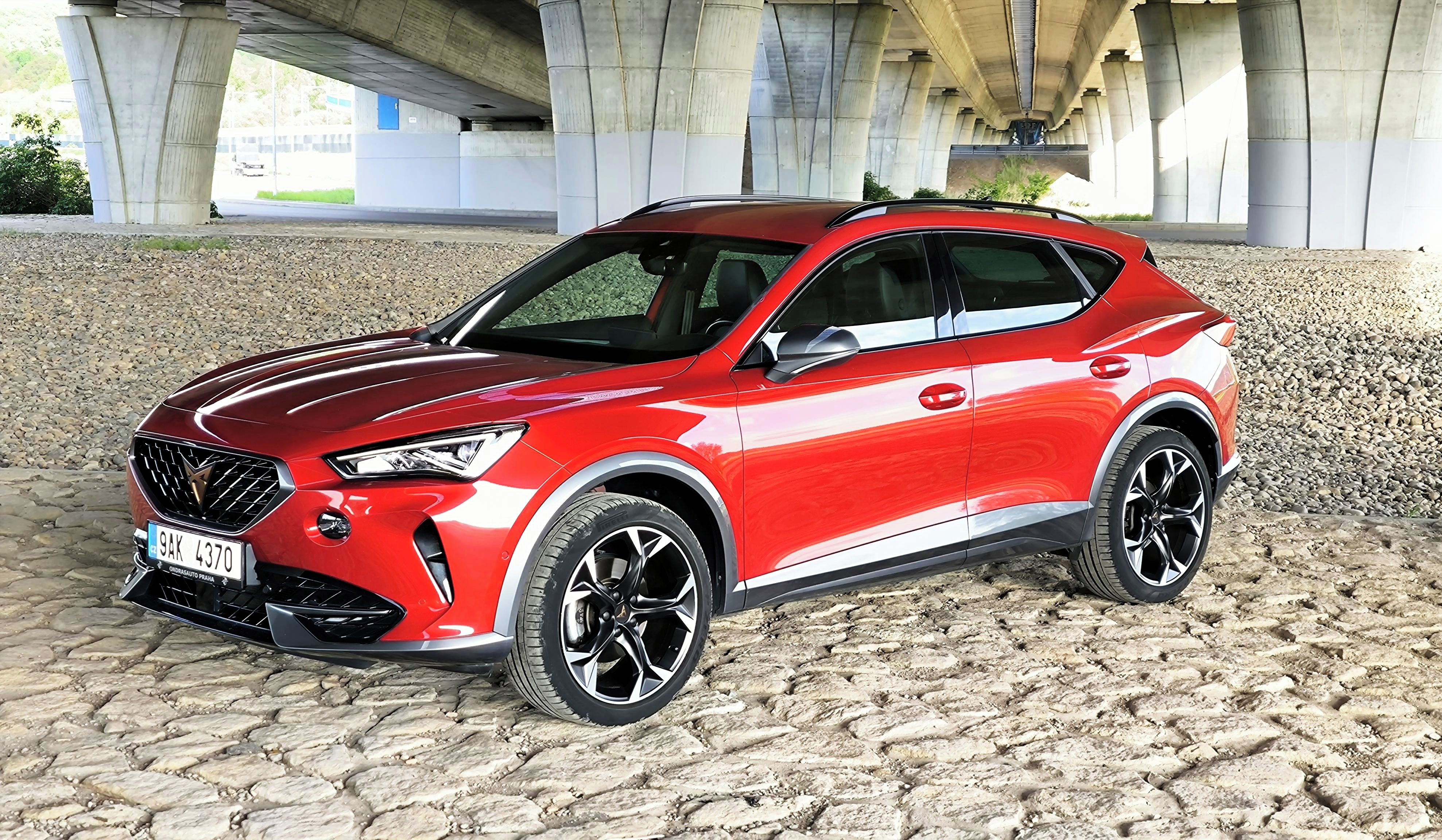 Cupra Formentor, 1.5 TSI 110kw DSG Odpočet DPH - fotka 2