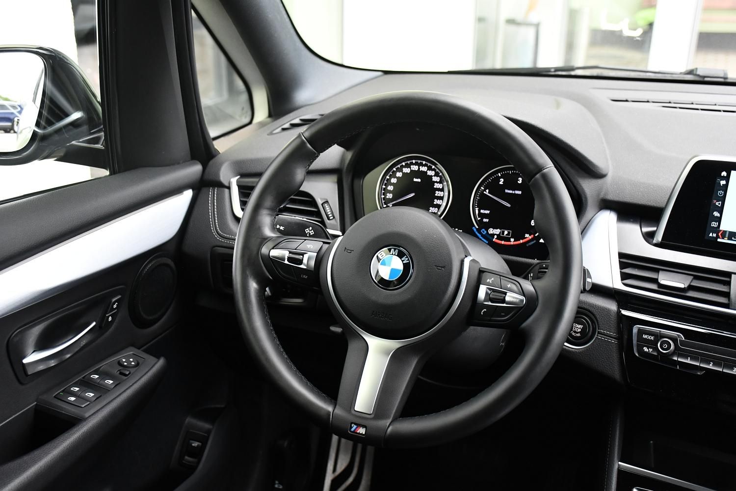 BMW Řada 2, 216D GRAN TOURER TAŽNÉ ČR 1.M - fotka 6