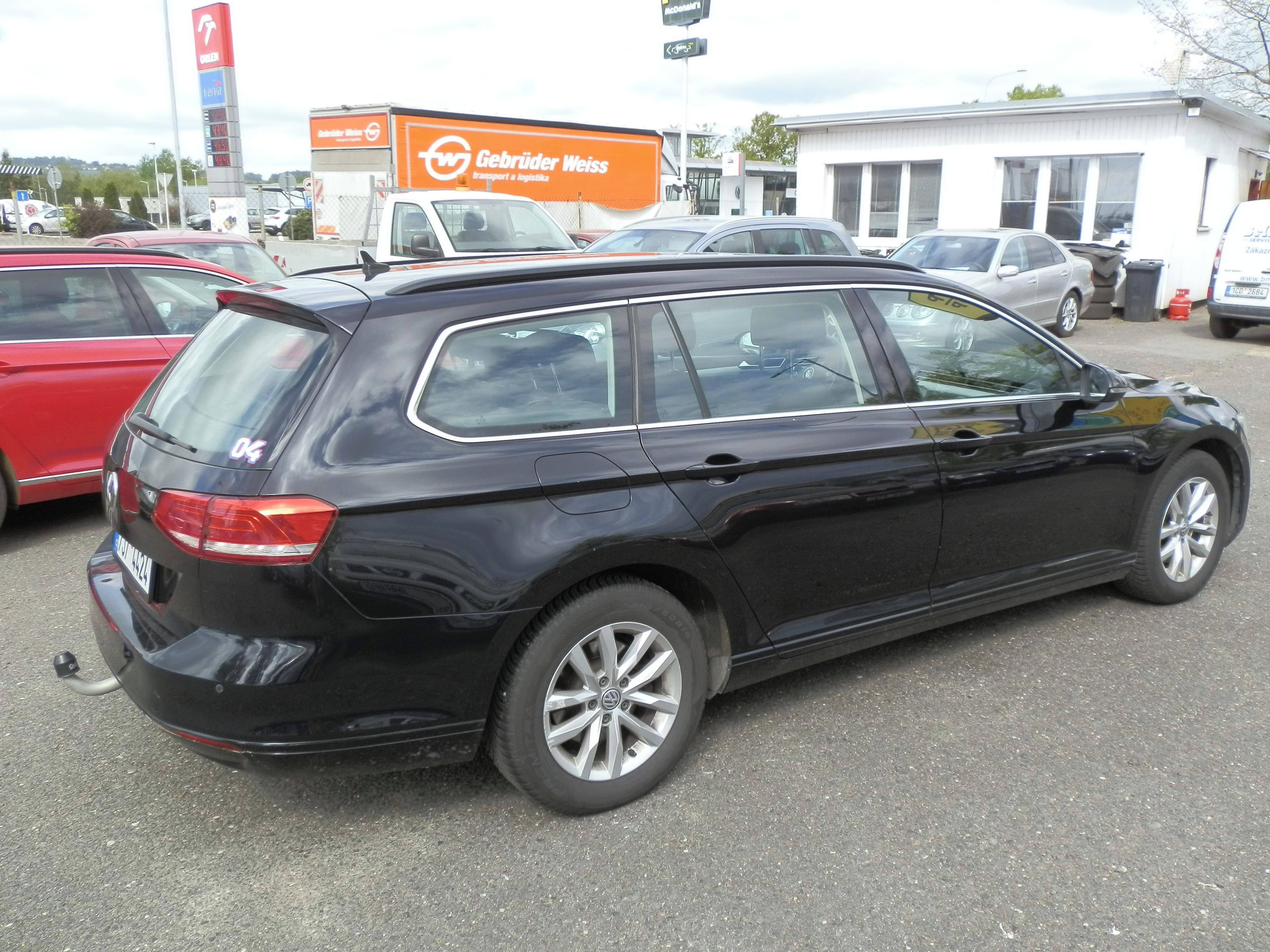 Volkswagen Passat, 2,0 TDi - fotka 6