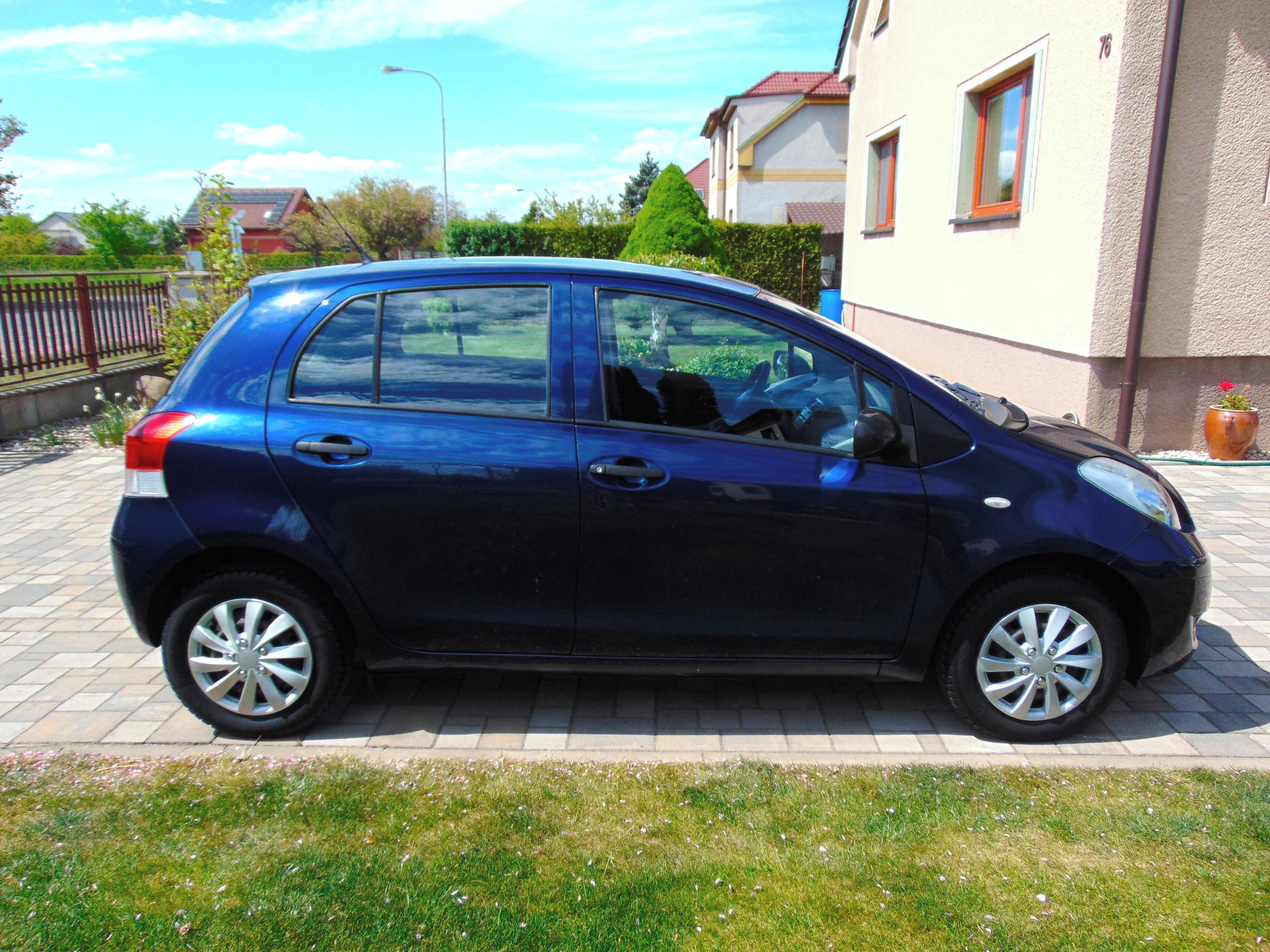 Toyota Yaris, ČR,1.MAJ.,PO SERVISE,SENZORY - fotka 4