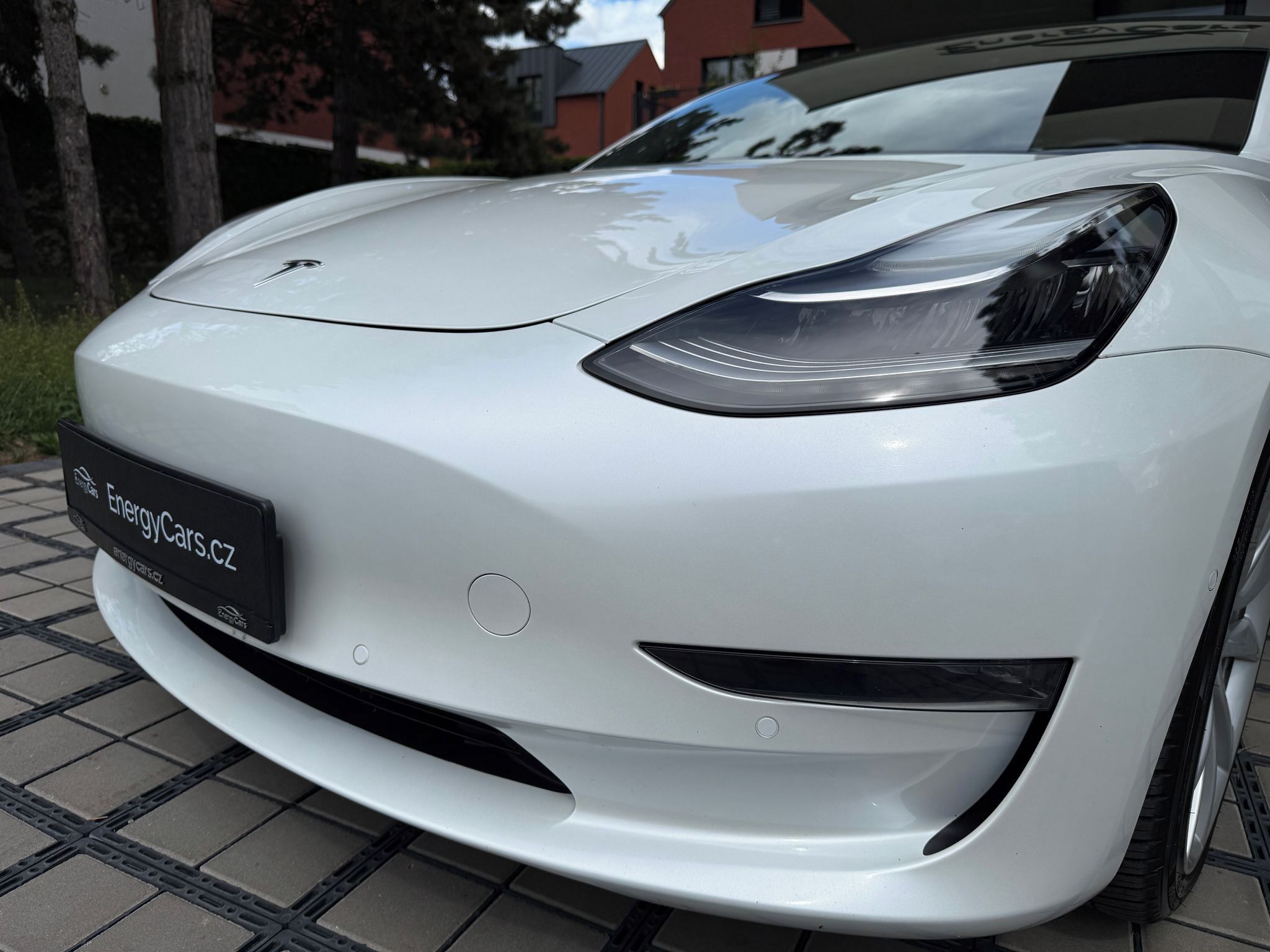 Tesla Model 3, Long Range AWD - fotka 5