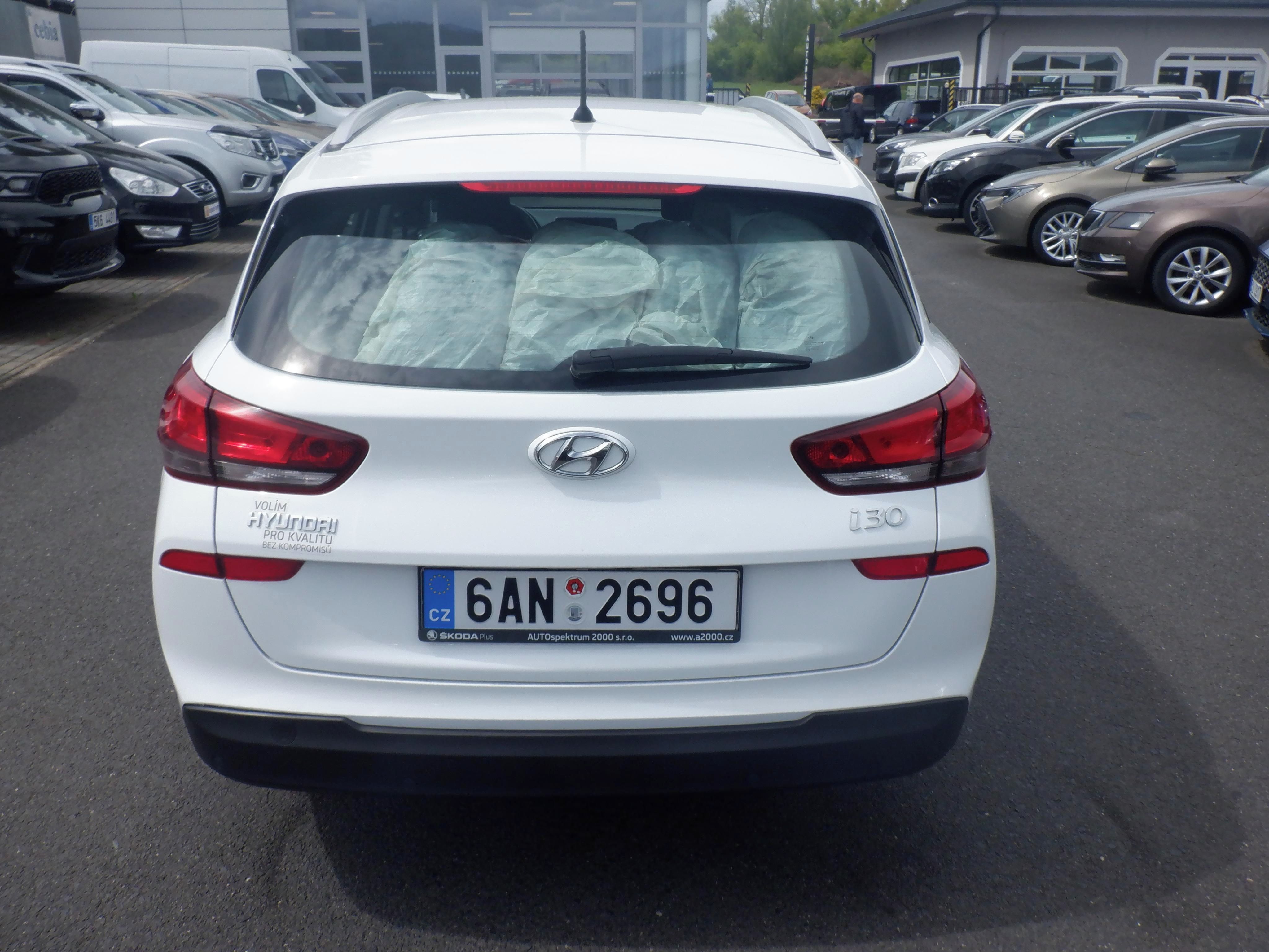 Hyundai i30, 1.0 T-GDI Komfort,ČR - fotka 6