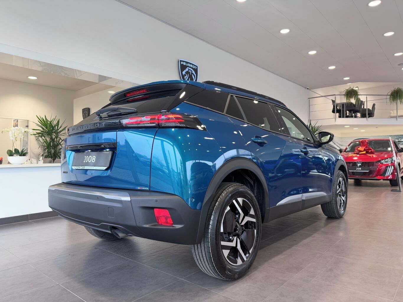 Peugeot 2008, Allure Turbo 100 koní - fotka 5
