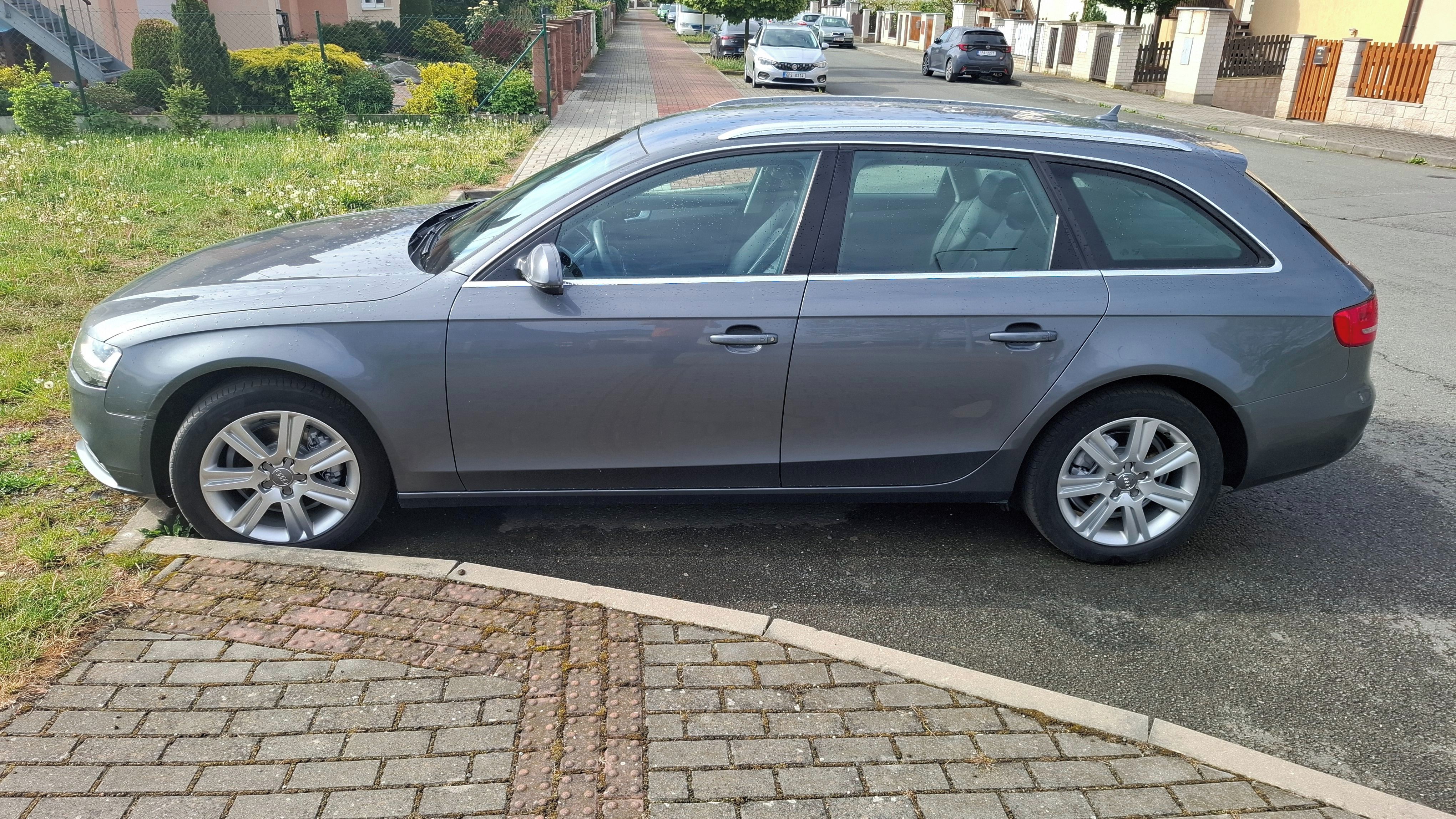 Audi A4 Avant, 2.0 TDI - fotka 3