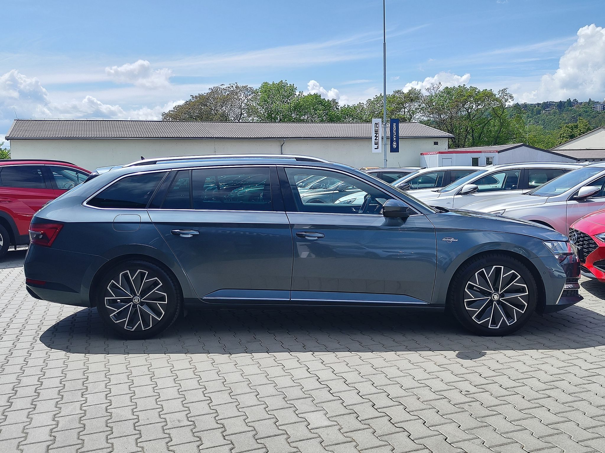 Škoda Superb, 2.0 TDi/147kW L&K DSG 4x4 - fotka 4