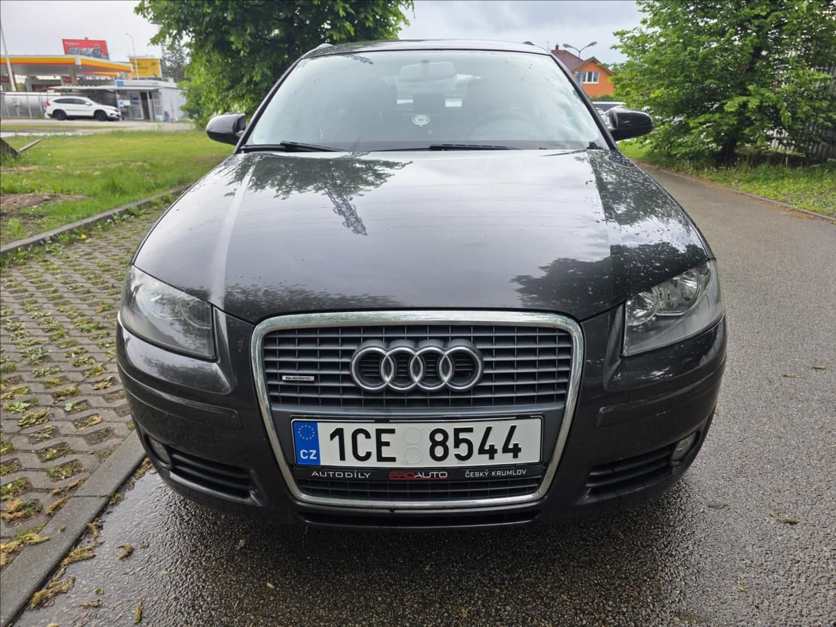 Audi A3, 2,0 2.0TDI 103KW QUATTRO DIGI. - fotka 2