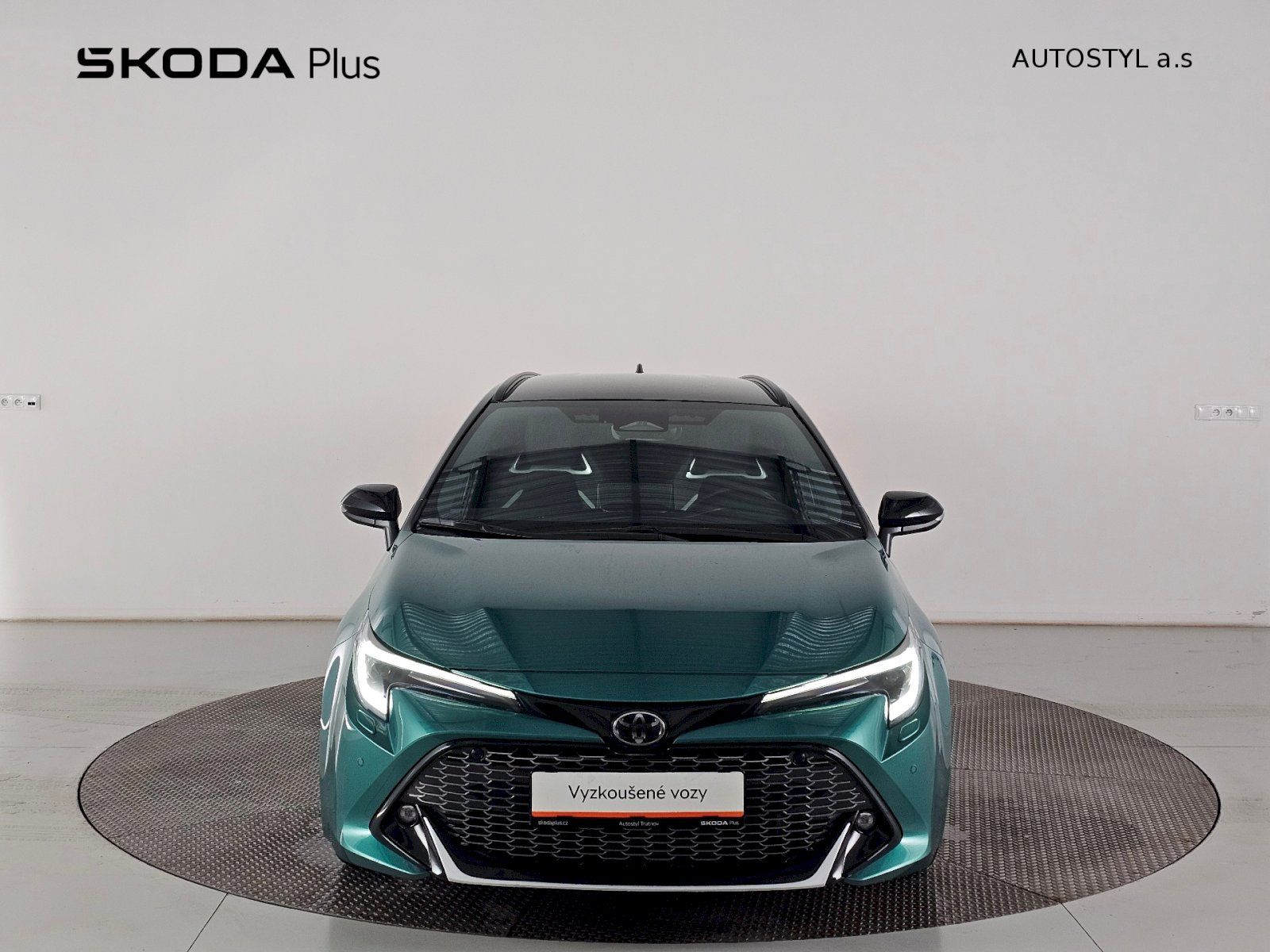 Toyota Corolla, 1.8HEV 140k GR SPORT - fotka 4