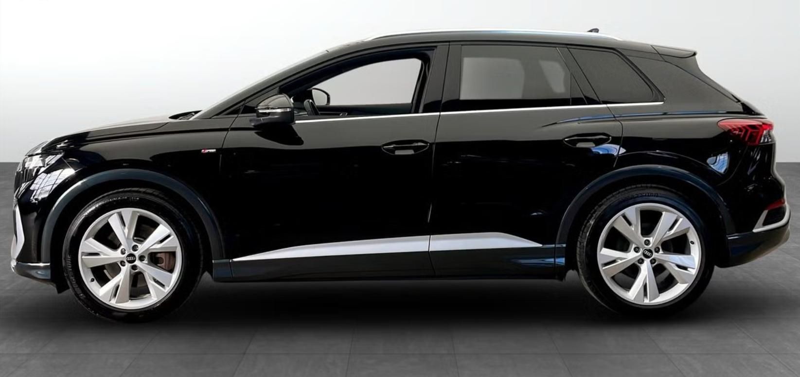 Audi Q4 e-tron, 40 e-tron Auto. Parkování BLIS - fotka 2