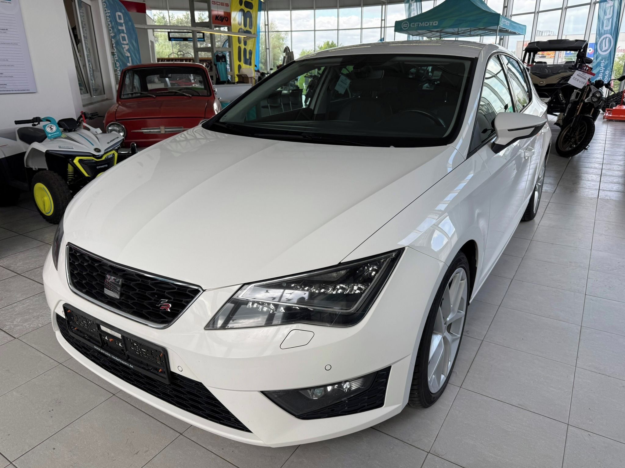 Seat Leon, FR 1.8 132 kW - fotka 3