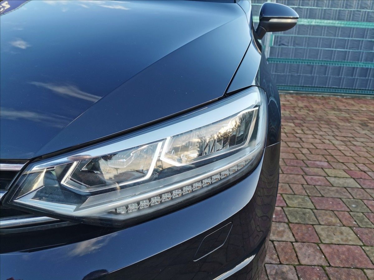 Volkswagen Touran, 2.0 TDI Comfortline/Kamera - fotka 5