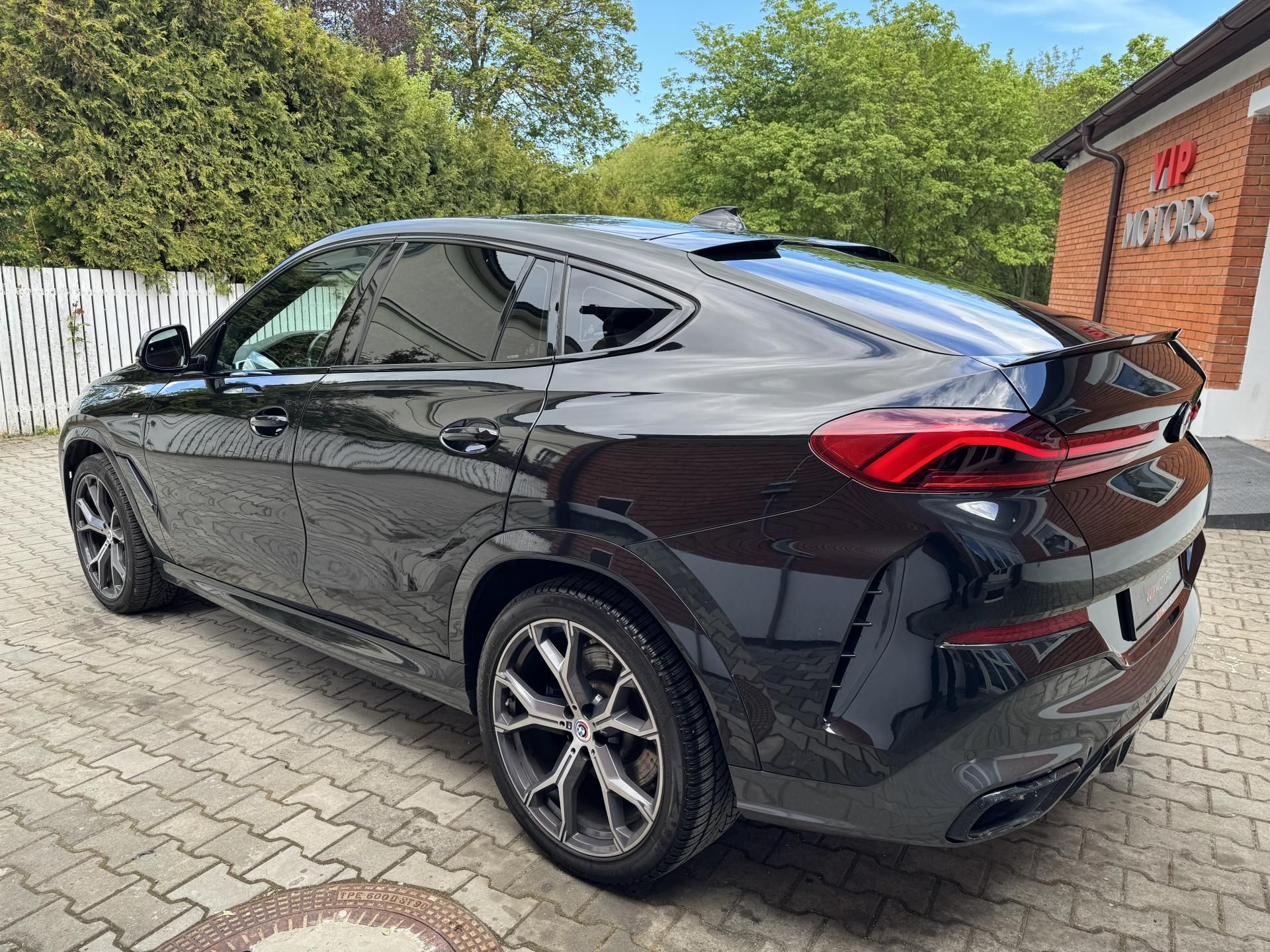 BMW X6, 4.0xD-MPAK-R21-ČR-TAŽNÉ - fotka 3