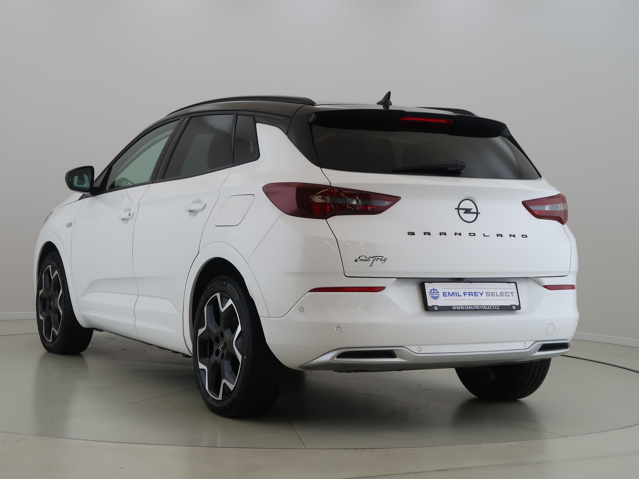 Opel Grandland, 1,6PHEV,AT,4x4,Ultimate - fotka 5