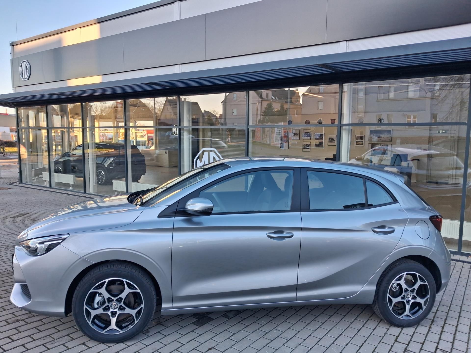 MG MG3, ELEGANCE 1.5 85kW 5MT 4x2 - fotka 2