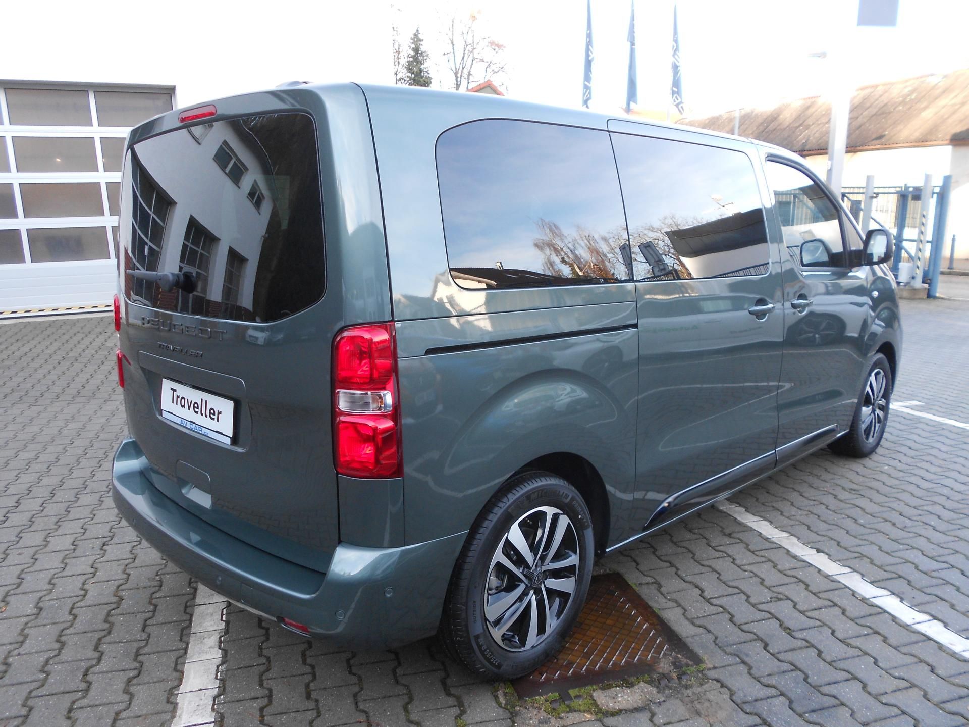 Peugeot Traveller, Allure Standard 180 S&S EAT8 - fotka 4