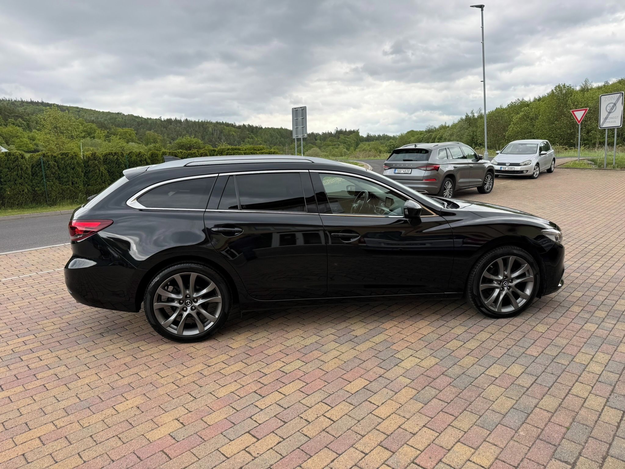 Mazda 6, FL 2.5 SKYACTIV-G 141kW SPORTS - fotka 6