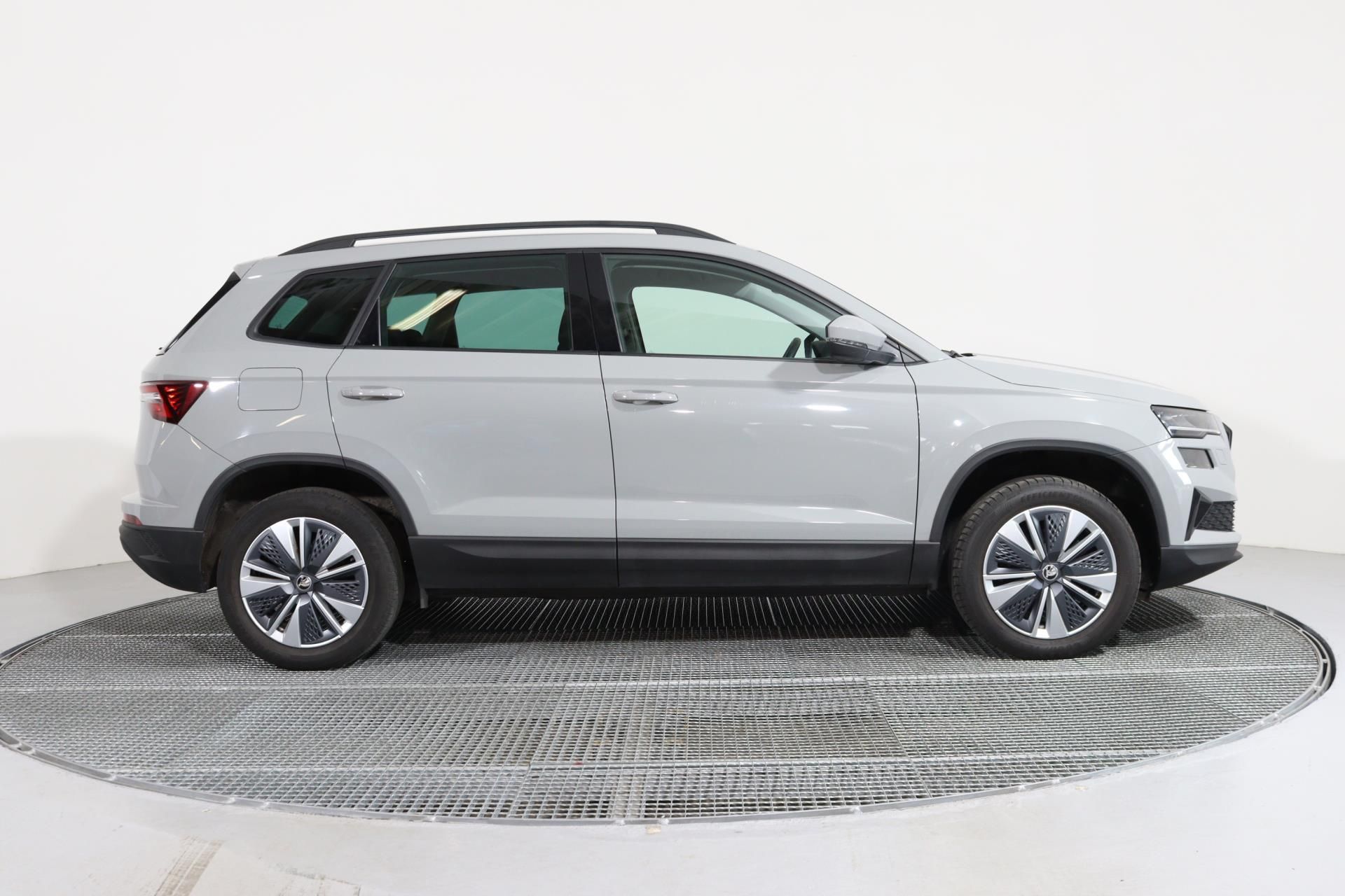 Škoda Karoq, AMBITION 1,0 TSI 81 kW - fotka 3