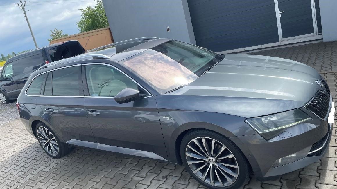 Škoda Superb, 2.0 TDI 140 KW 4X4 DSG L&K - fotka 6