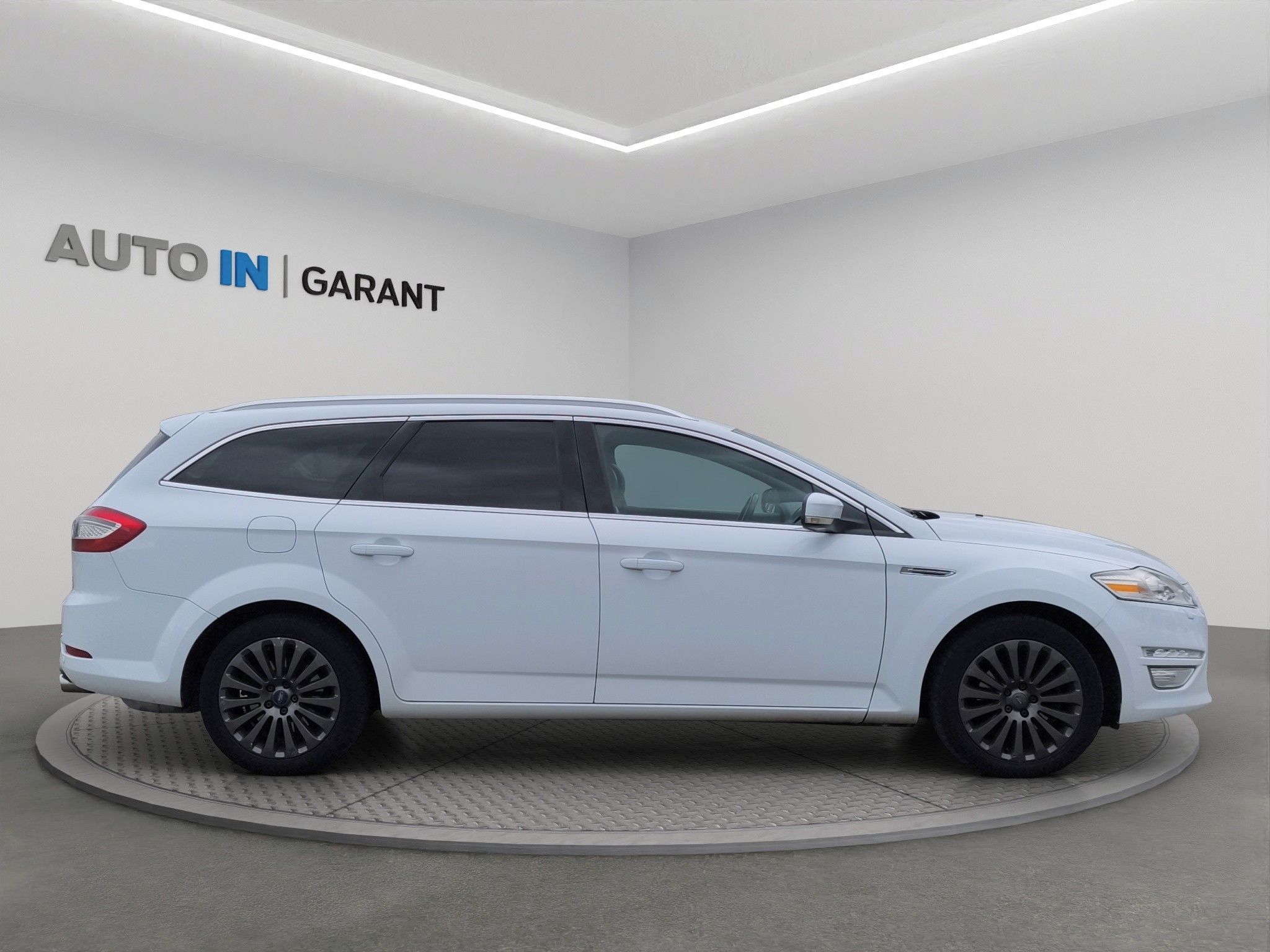 Ford Mondeo, TITANIUM X 2.0 149kW, ČR, Serv - fotka 4