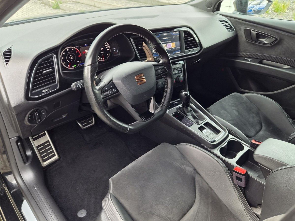 Seat Leon, 2,0 CUPRA 300 ST 4Drive*PANORA - fotka 5
