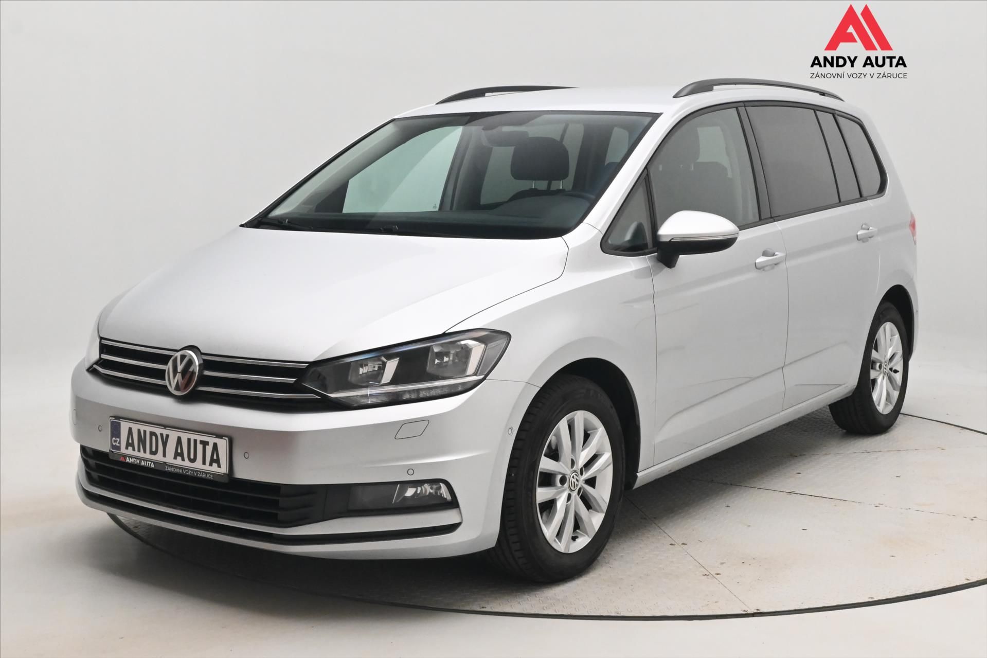 Volkswagen Touran, 1,6 TDI 85kW Navi Senzory