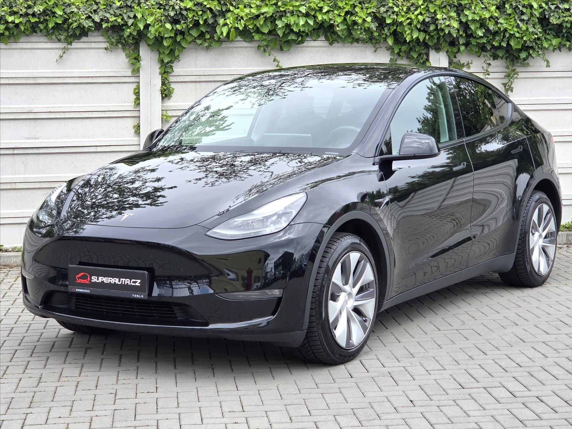 Tesla Model Y, 378kW 4x4 LR Tažné zař. 1.maj - fotka 3
