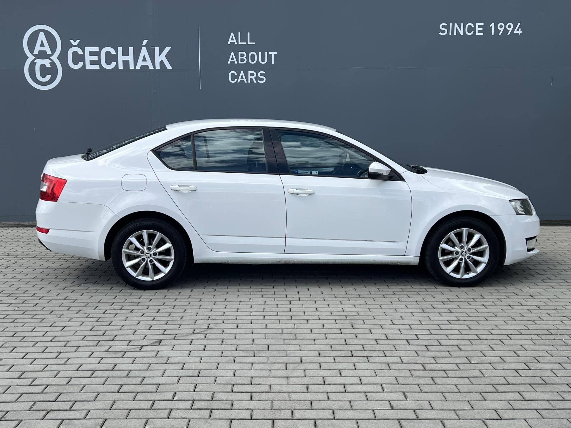 Škoda Octavia - fotka 4