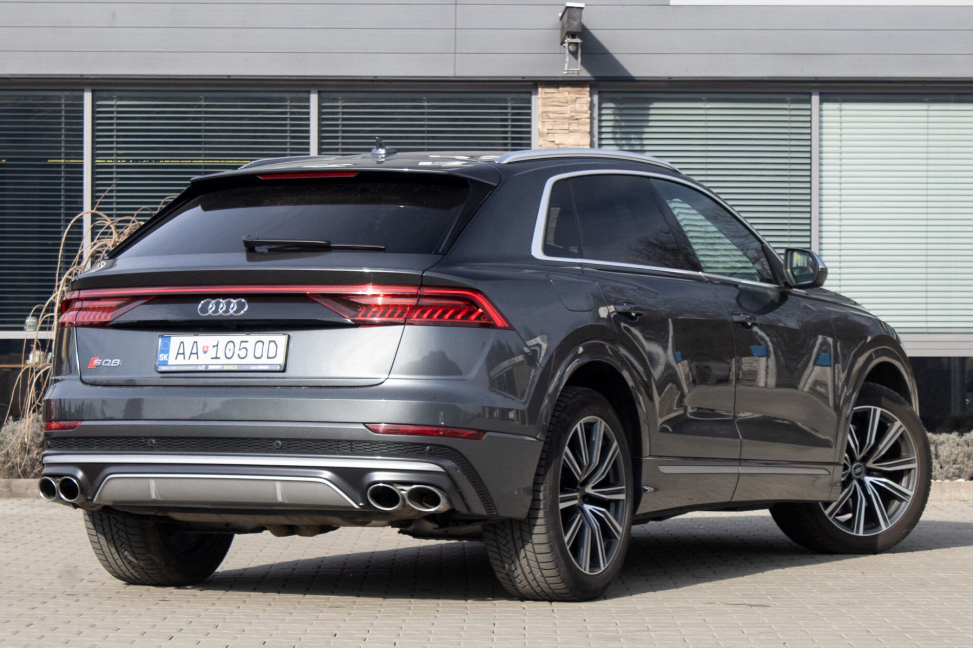Audi SQ8 - fotka 4