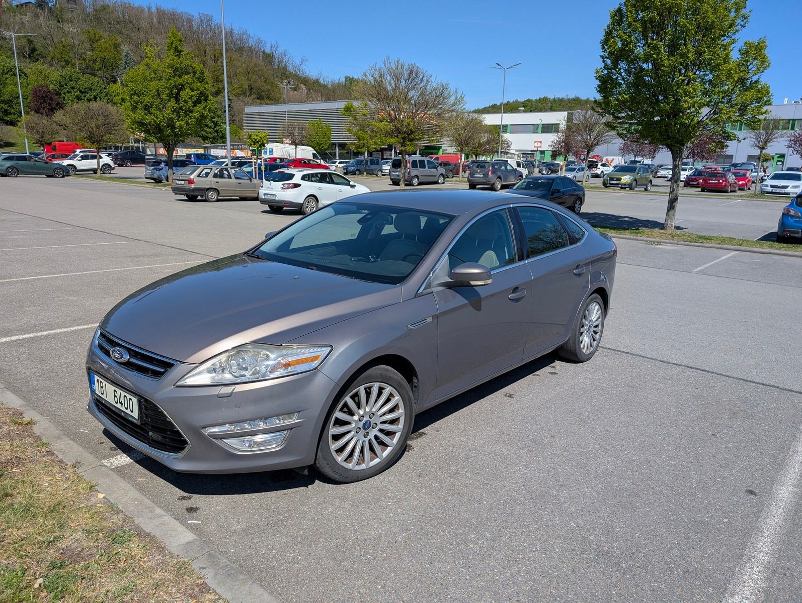 Ford Mondeo, Mondeo MK IV 2012 - fotka 2