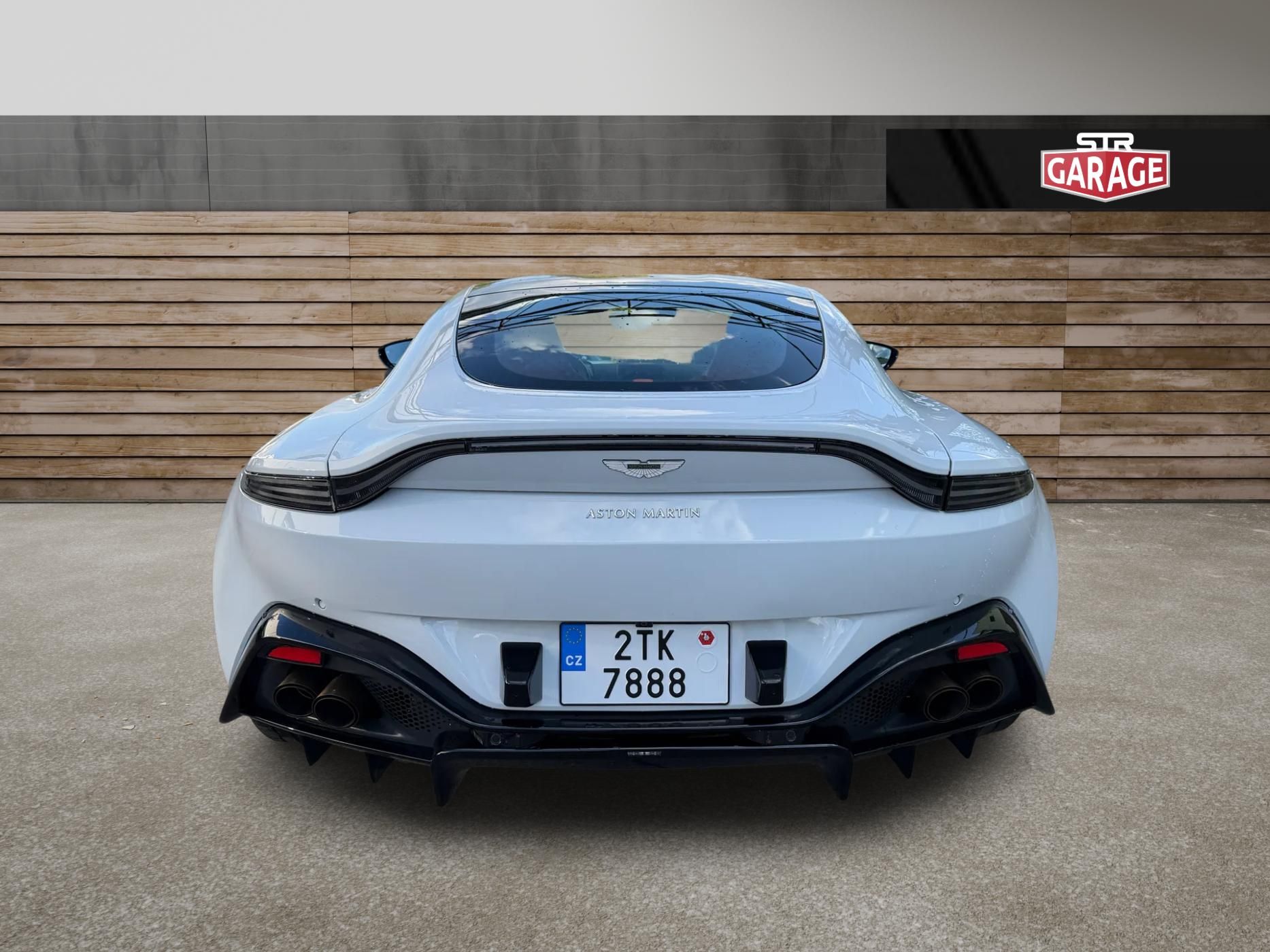 Aston Martin V8 Vantage, STAGE 2 ONE OF ONE - fotka 5