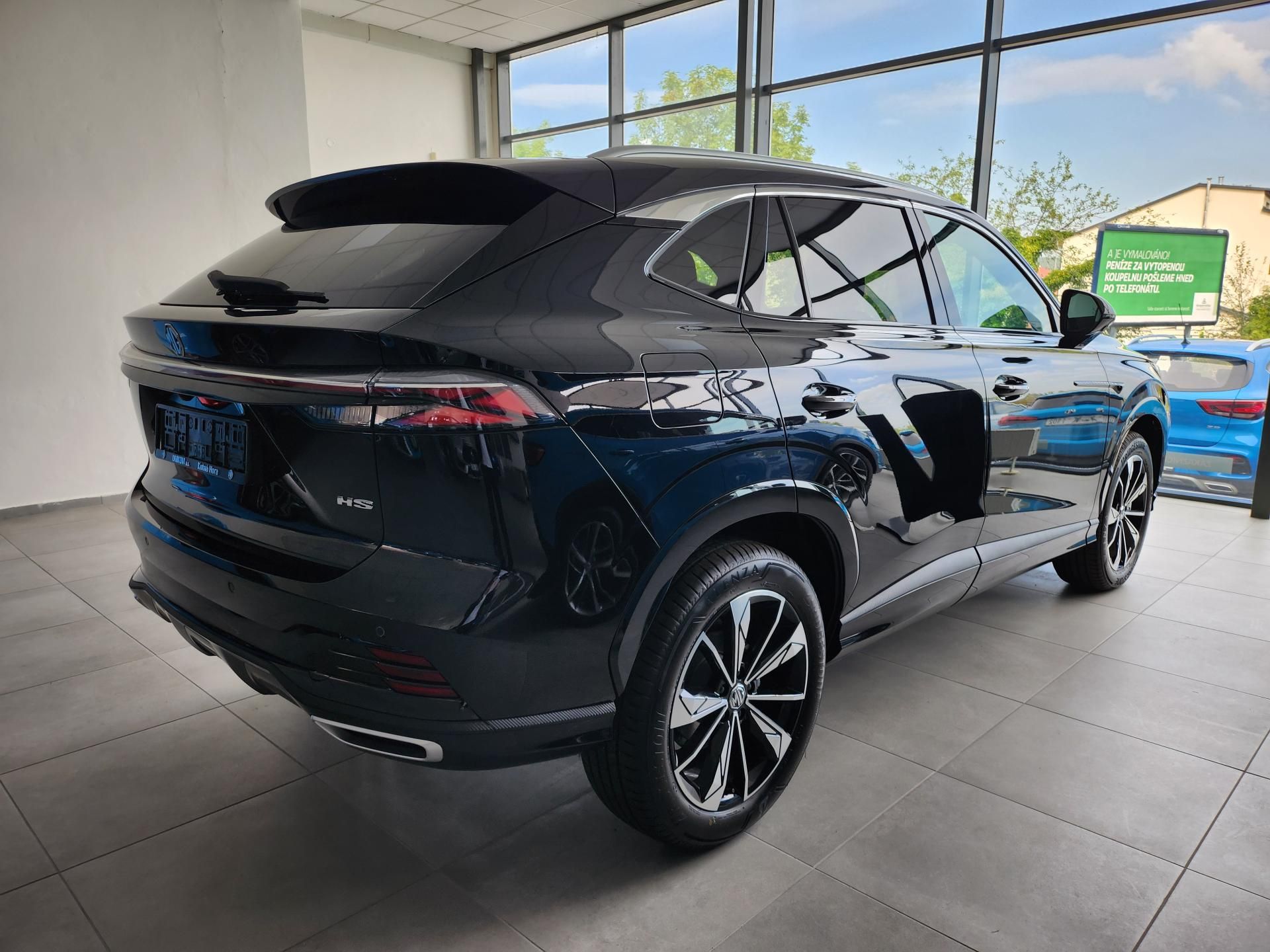 MG HS, HEV 1.5 165kW Emotion - fotka 3