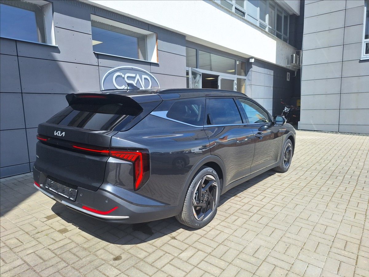 Kia K4, 1,6 7 DCT automat  Top - fotka 6