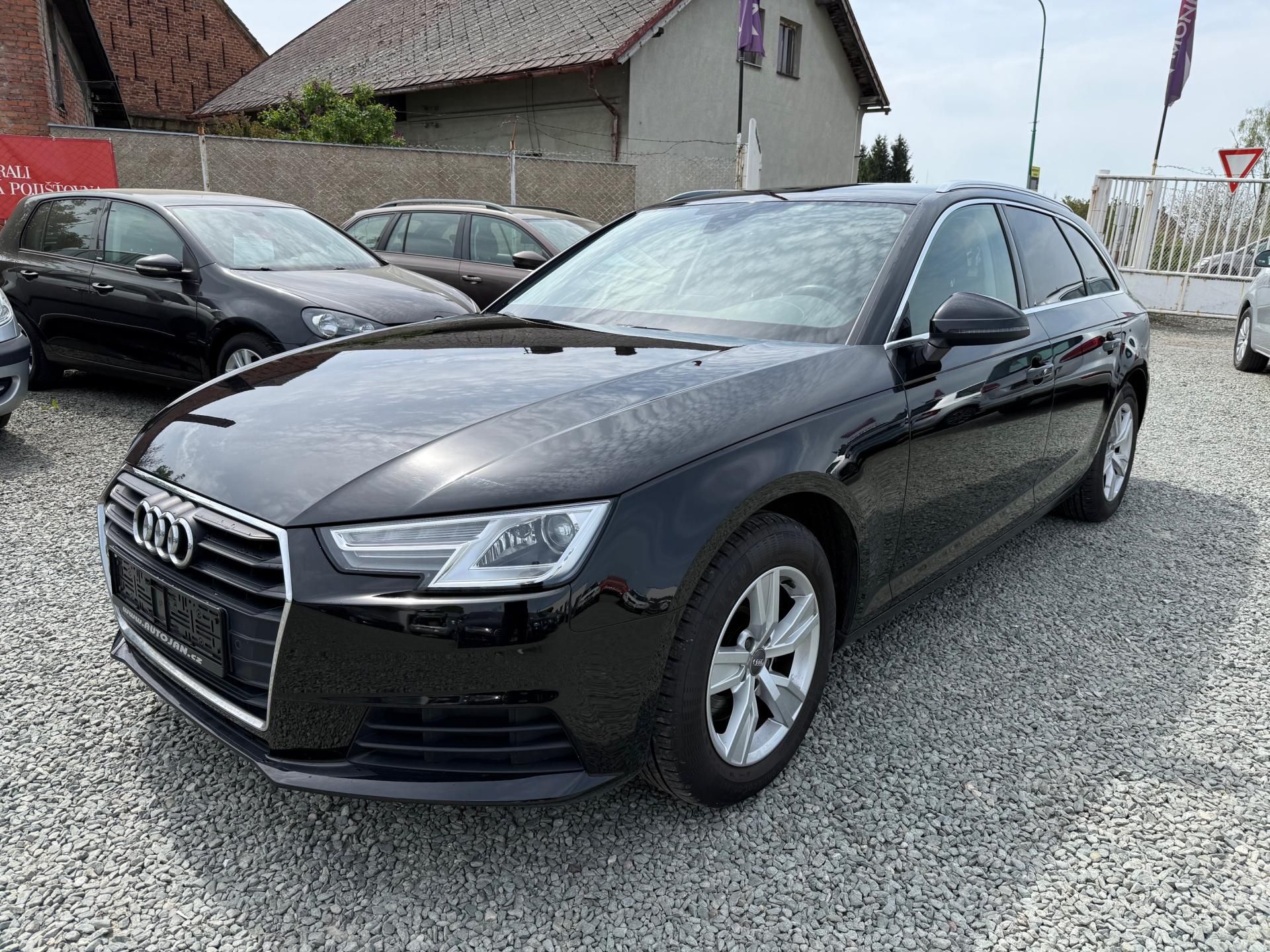 Audi A4, 1.4 TFSI 110 KW AUTOMAT - fotka 3