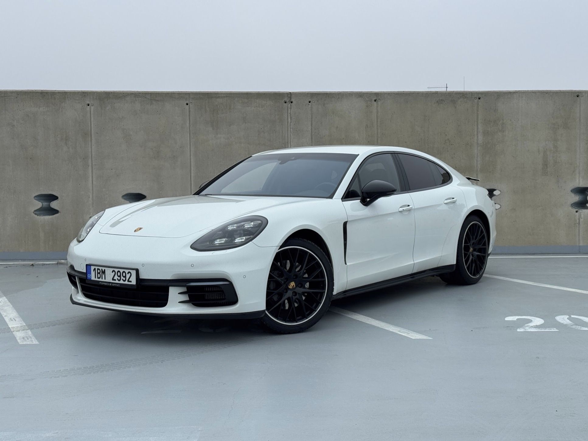 Porsche Panamera, 4s, tov. záruka do 12/2027