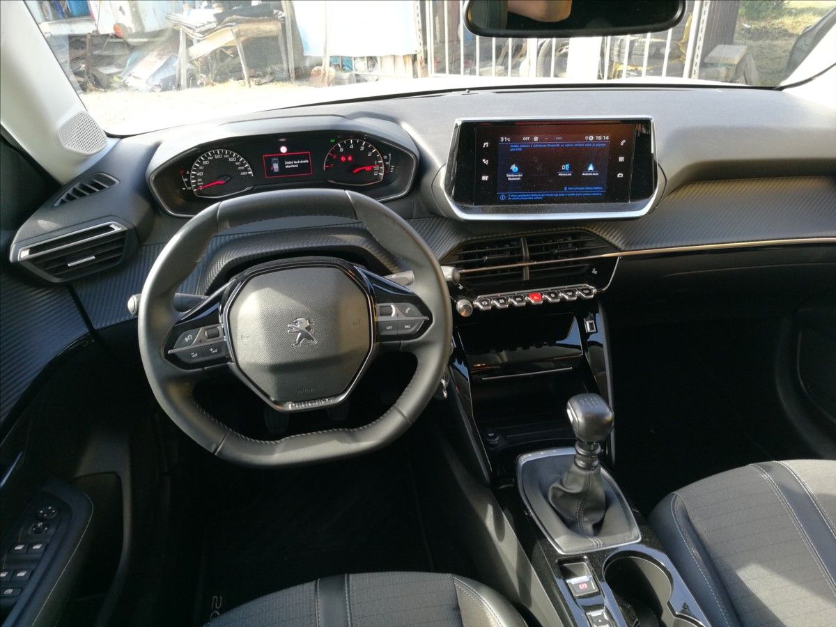 Peugeot 208, 1,2 PureTech - fotka 5