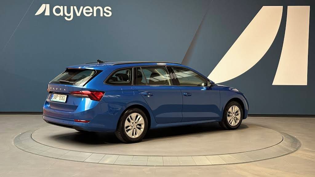 Škoda Octavia, 2.0 TDI 85kW Ambition Combi - fotka 2
