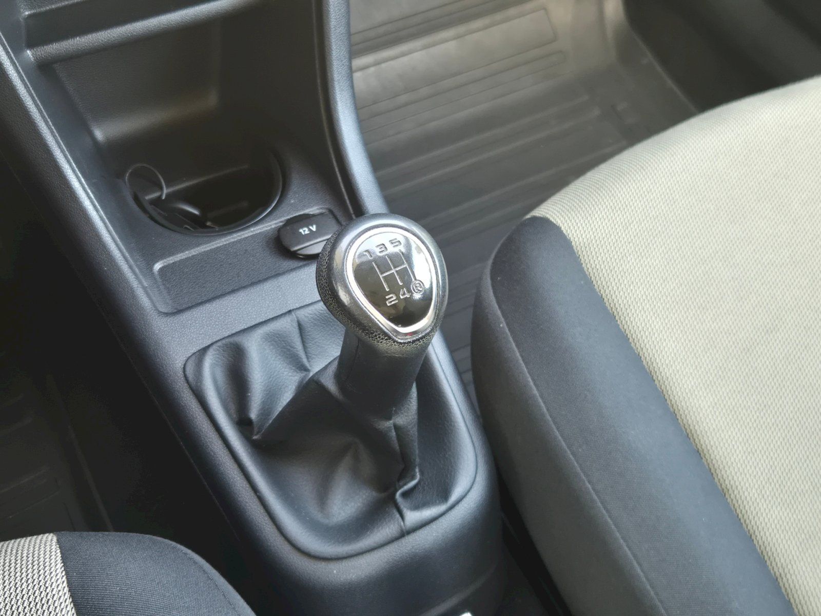 Škoda Citigo, 1.0MPI 44kW Ambition Plus - fotka 6