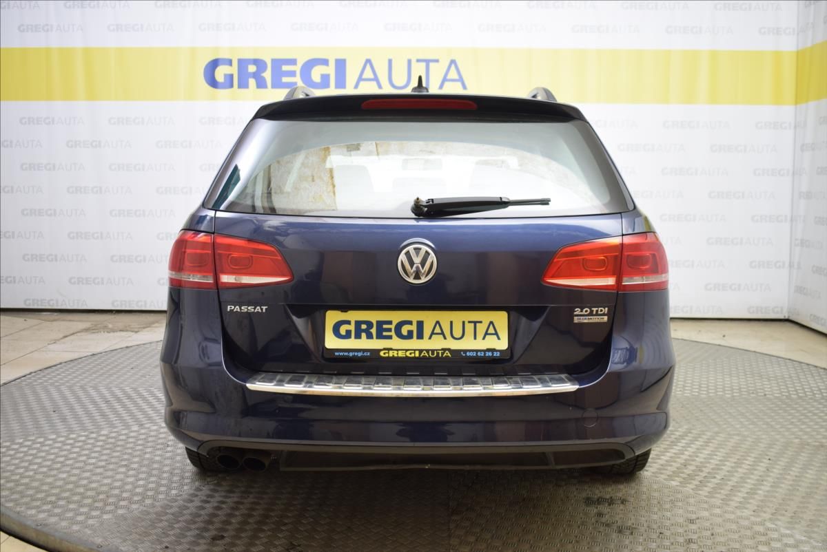Volkswagen Passat, 2,0 TDi PO SERVISU,BEZ KOROZE - fotka 4
