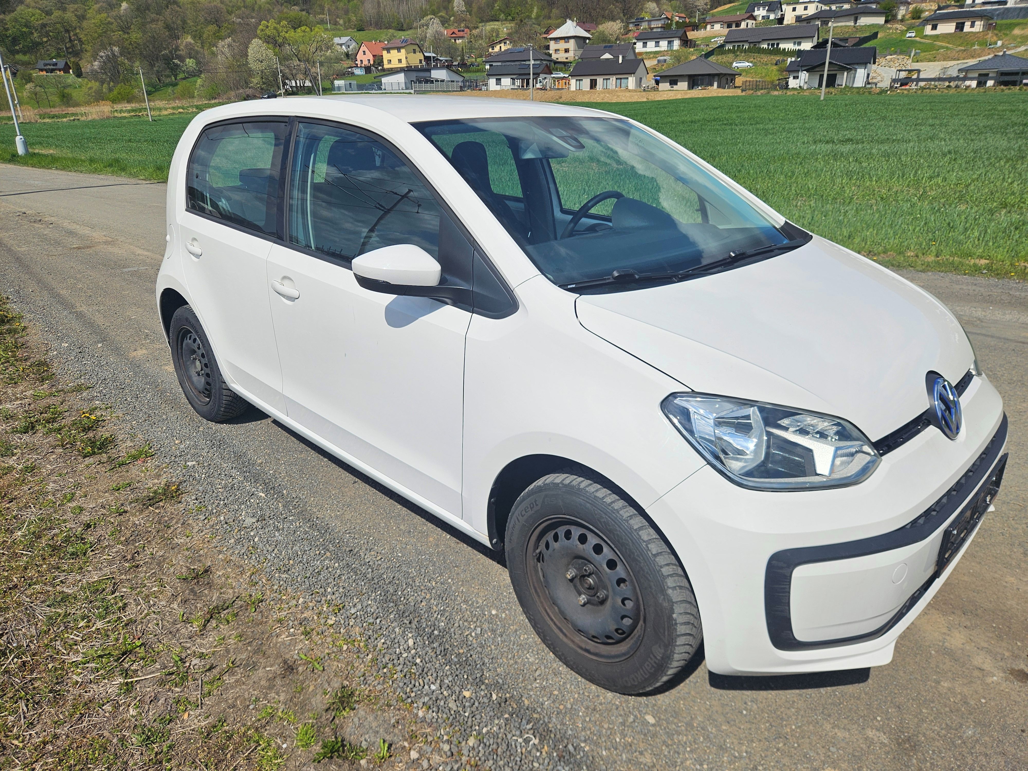 Volkswagen Up!, VW UP 2016, 58 000 km najeto - fotka 3