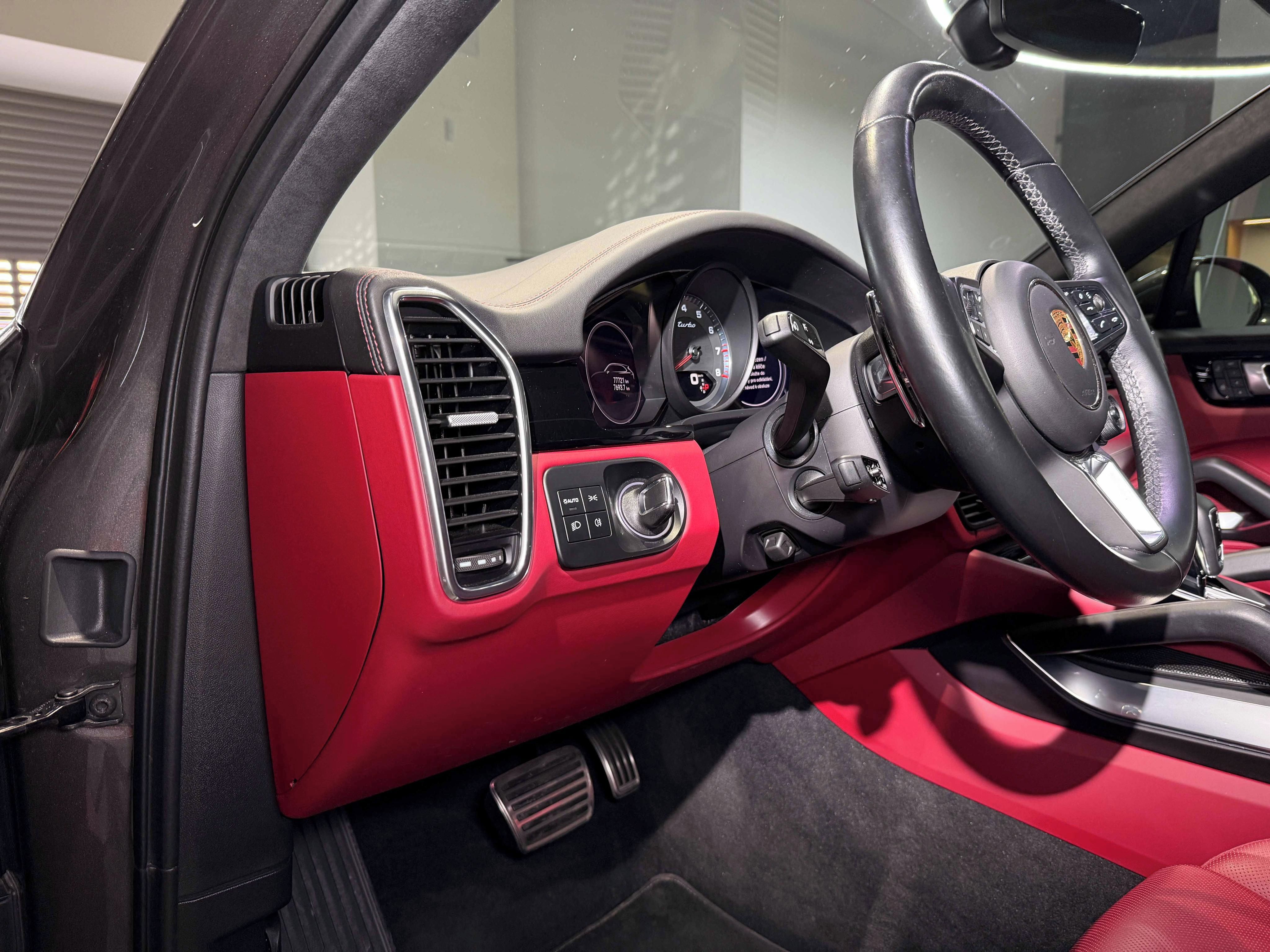 Porsche Cayenne, Turbo*PPF*Záruka*PCCB*Matrix - fotka 6
