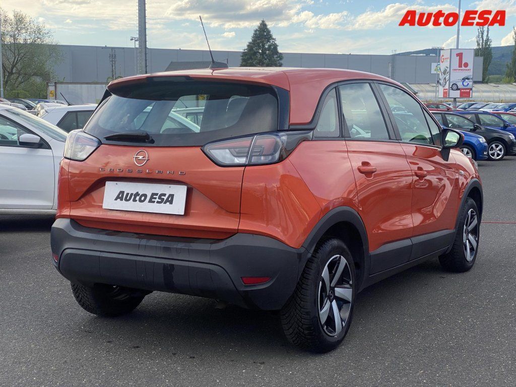 Opel Crossland, 1.2T,1.maj,ČR - fotka 4